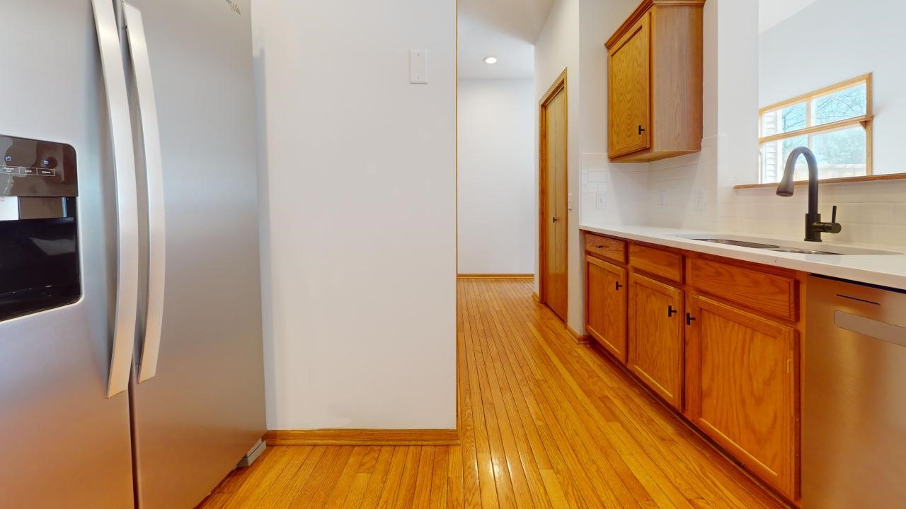 900 67th Street 606 Property Photo 5