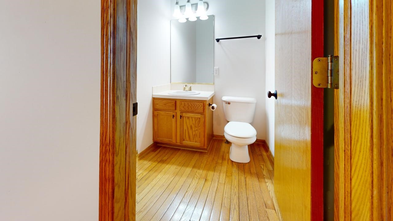 900 67th Street 606 Property Photo 6