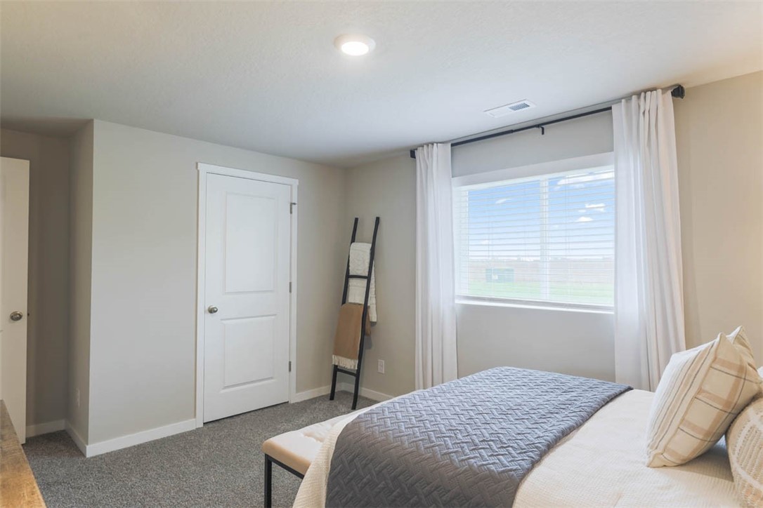 431 Kinley Drive Property Photo 21