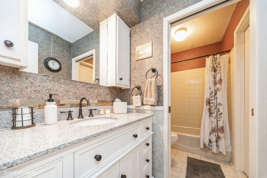4315 Park Lawn Drive Property Photo 8