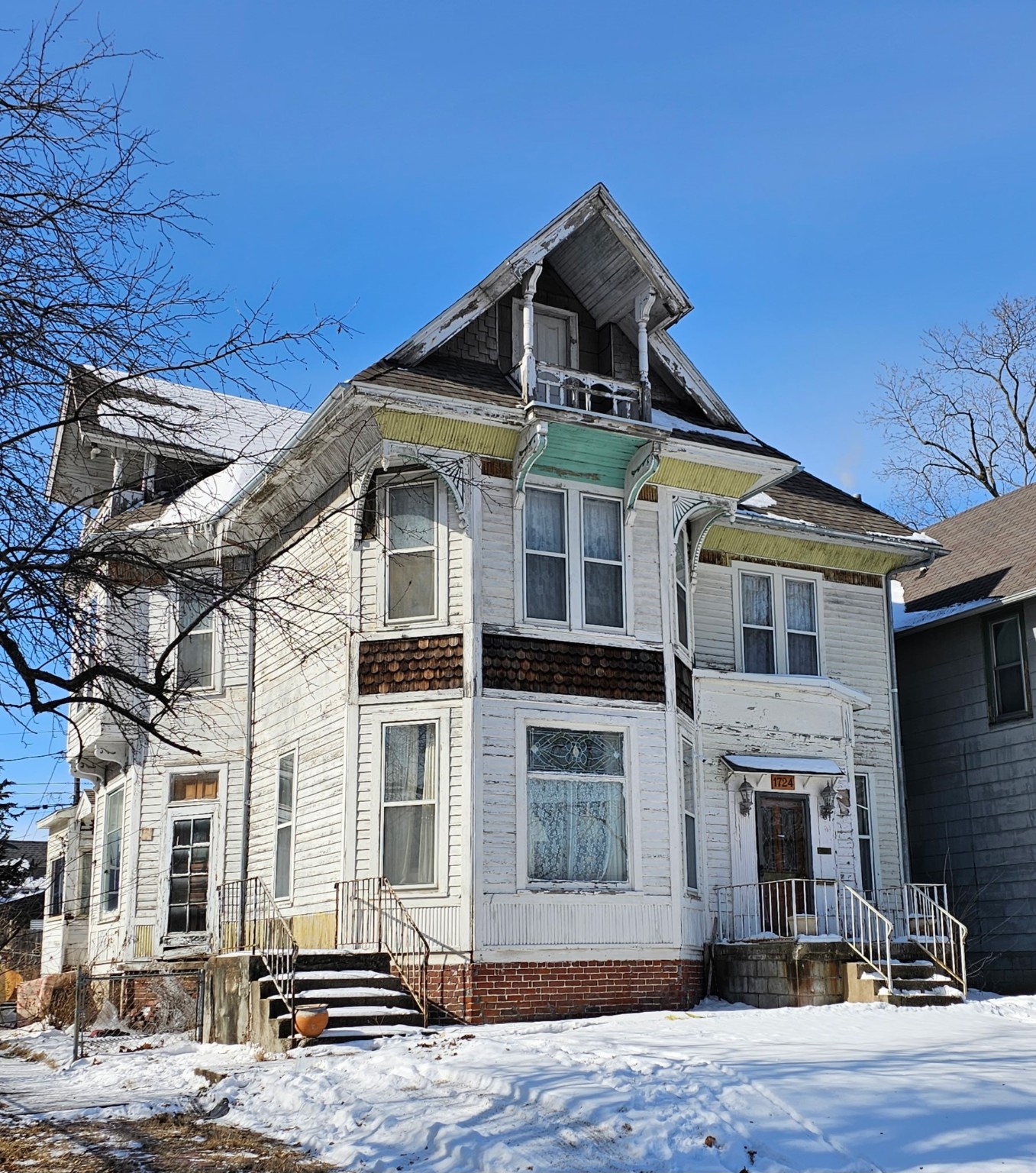 1724 9th Street Property Photo 1