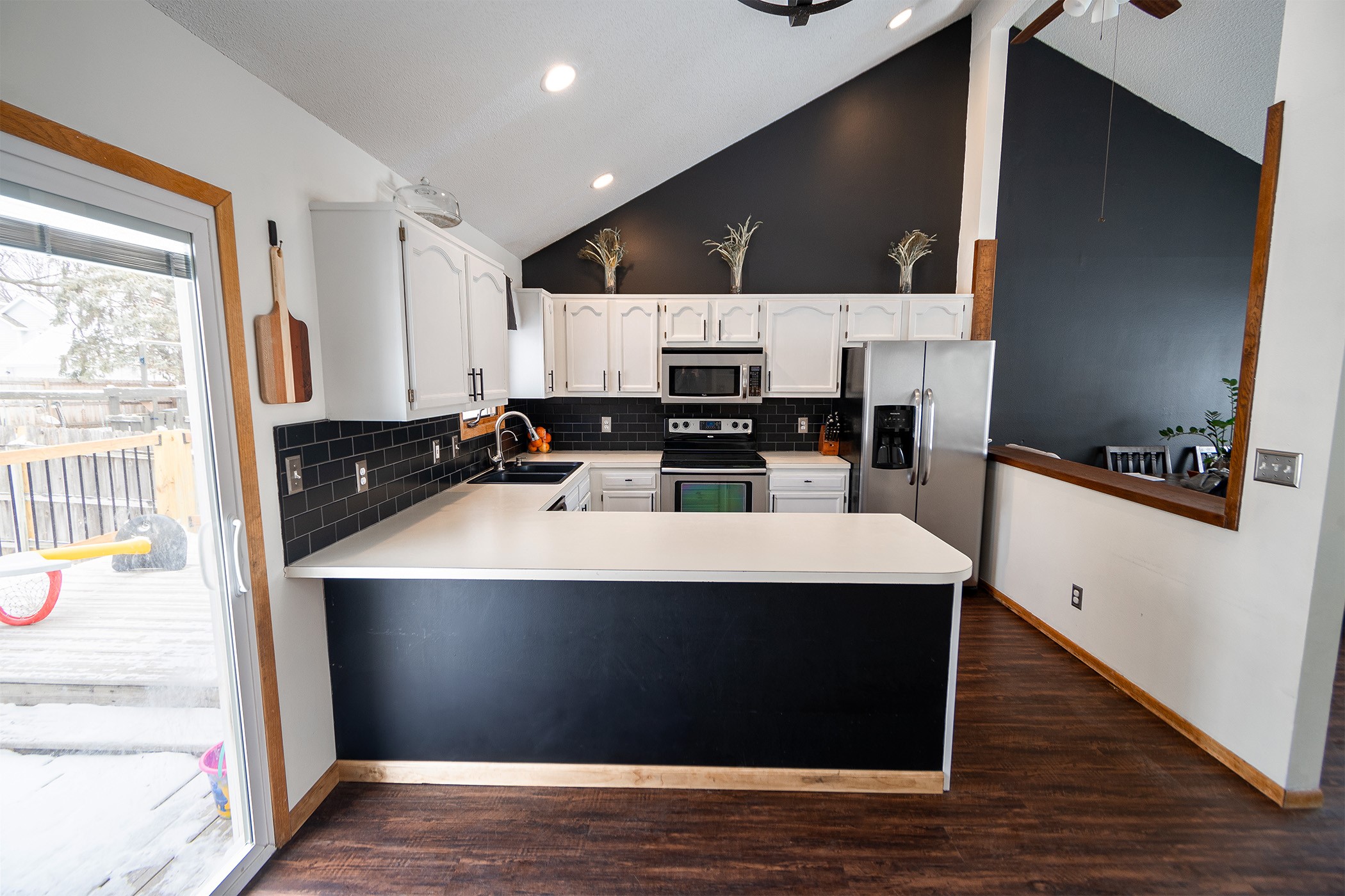 5231 Stonebridge Place Property Photo 4