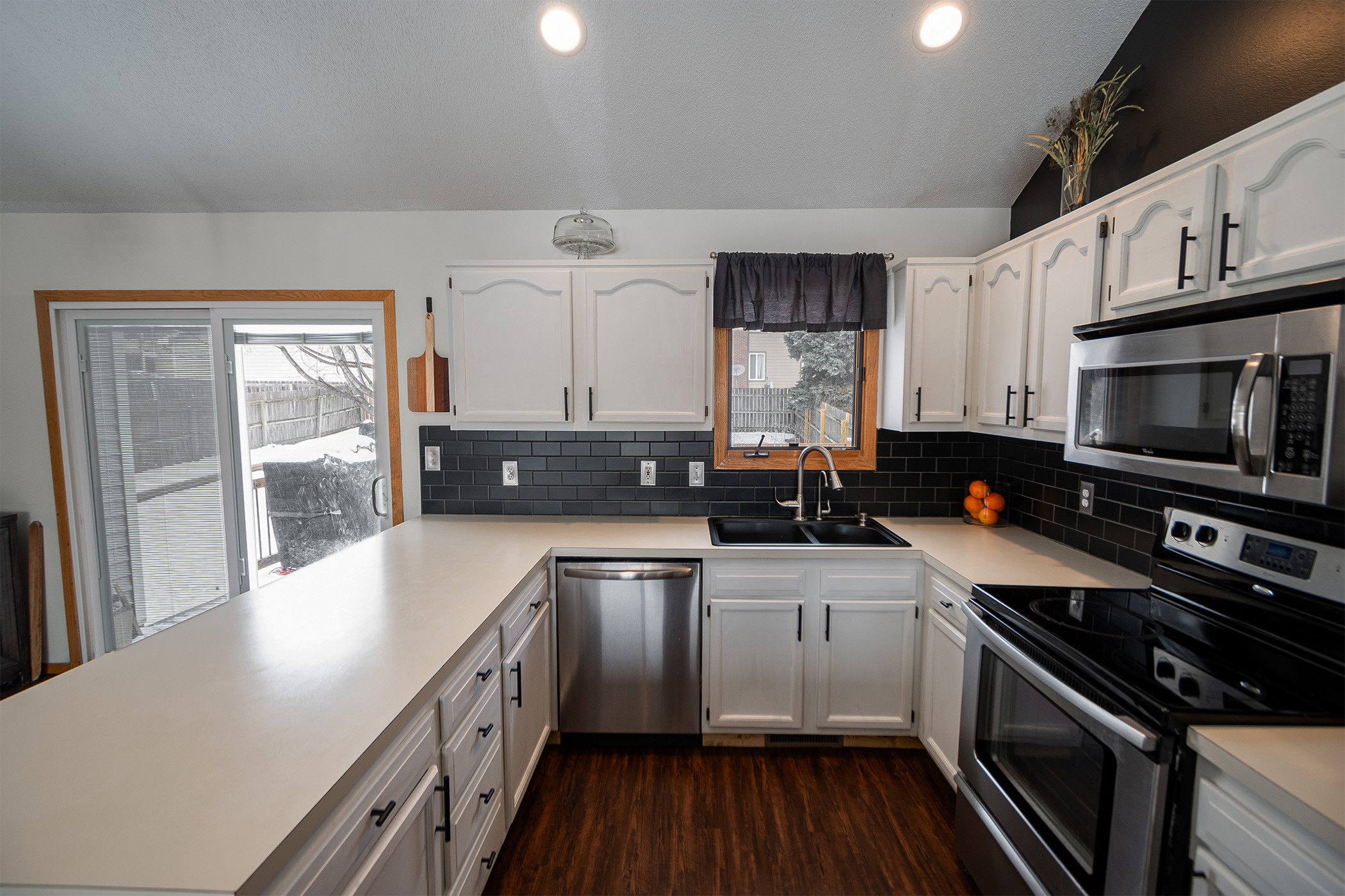 5231 Stonebridge Place Property Photo 5
