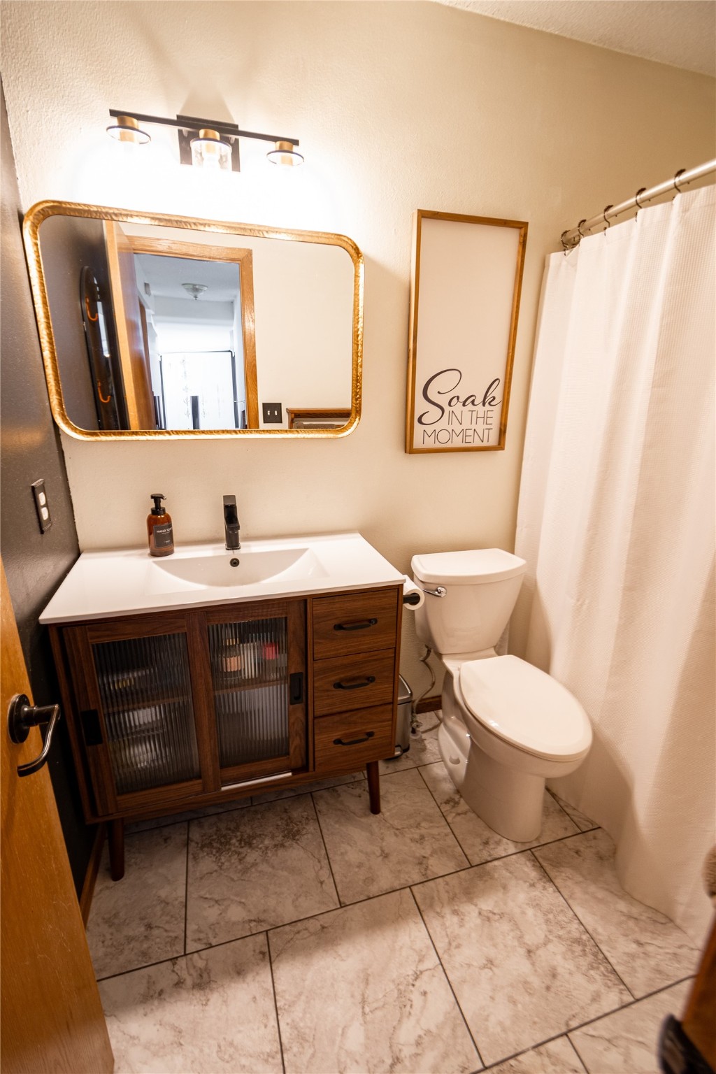 5231 Stonebridge Place Property Photo 15