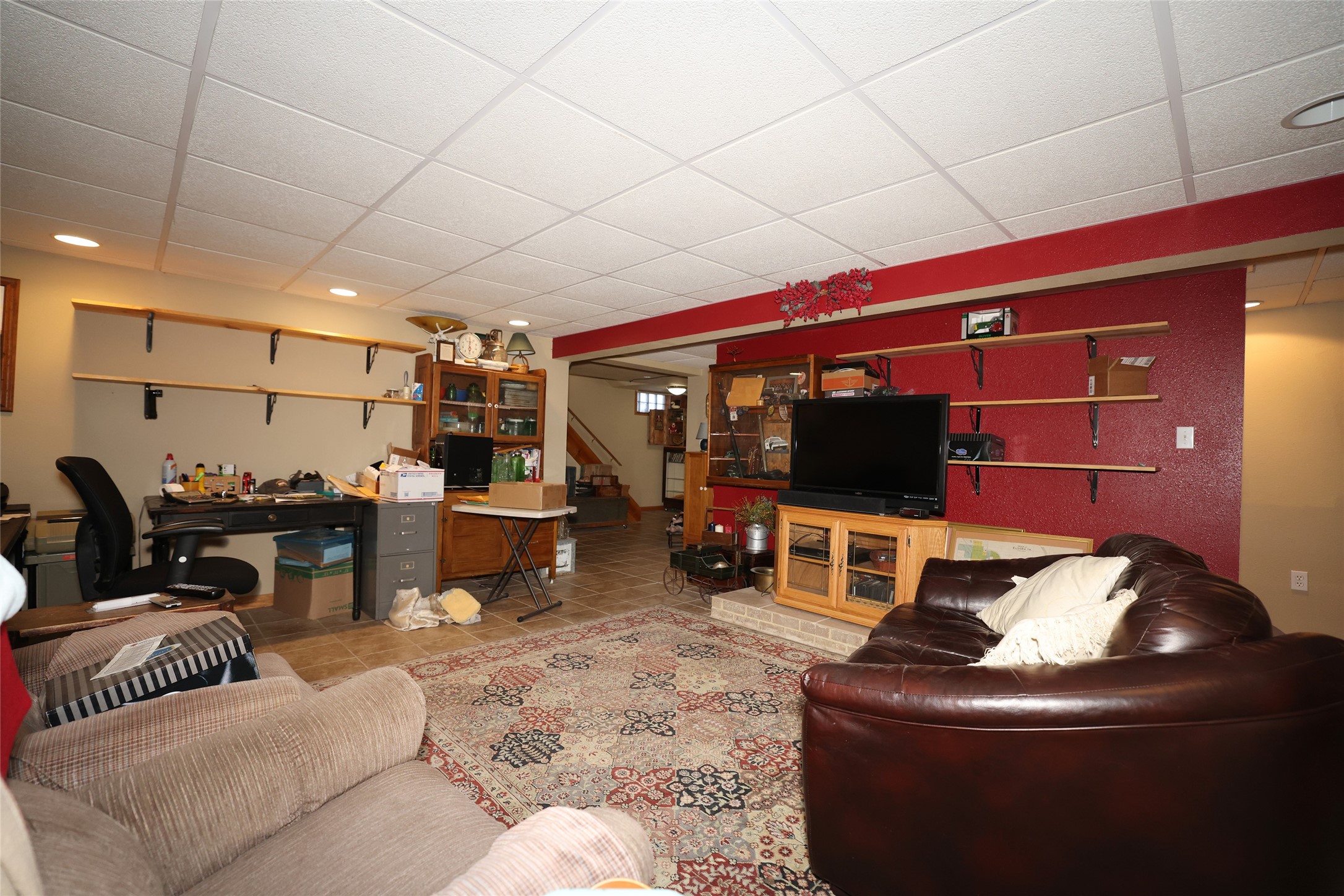 601 E Walnut Street Property Photo 18