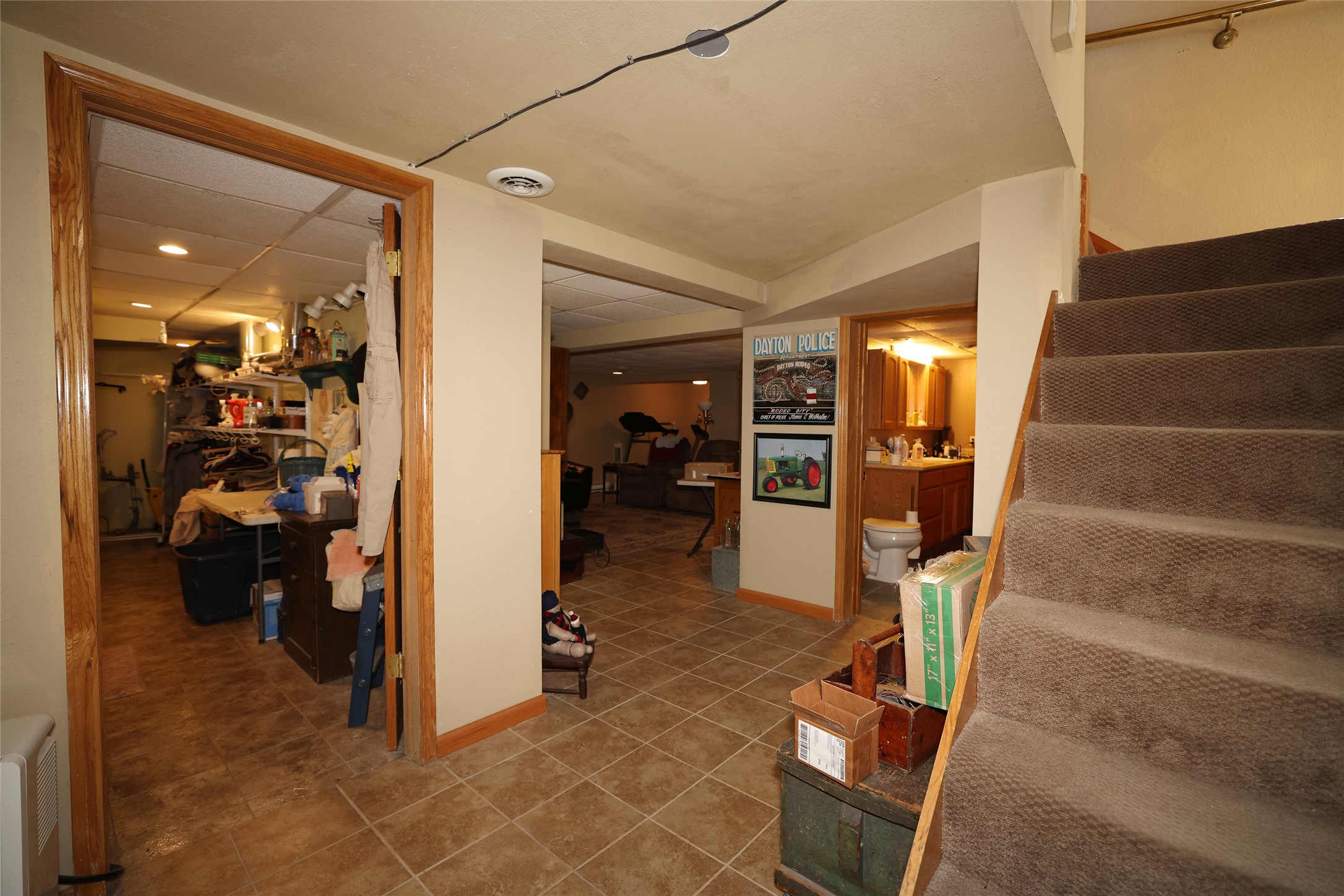 601 E Walnut Street Property Photo 20