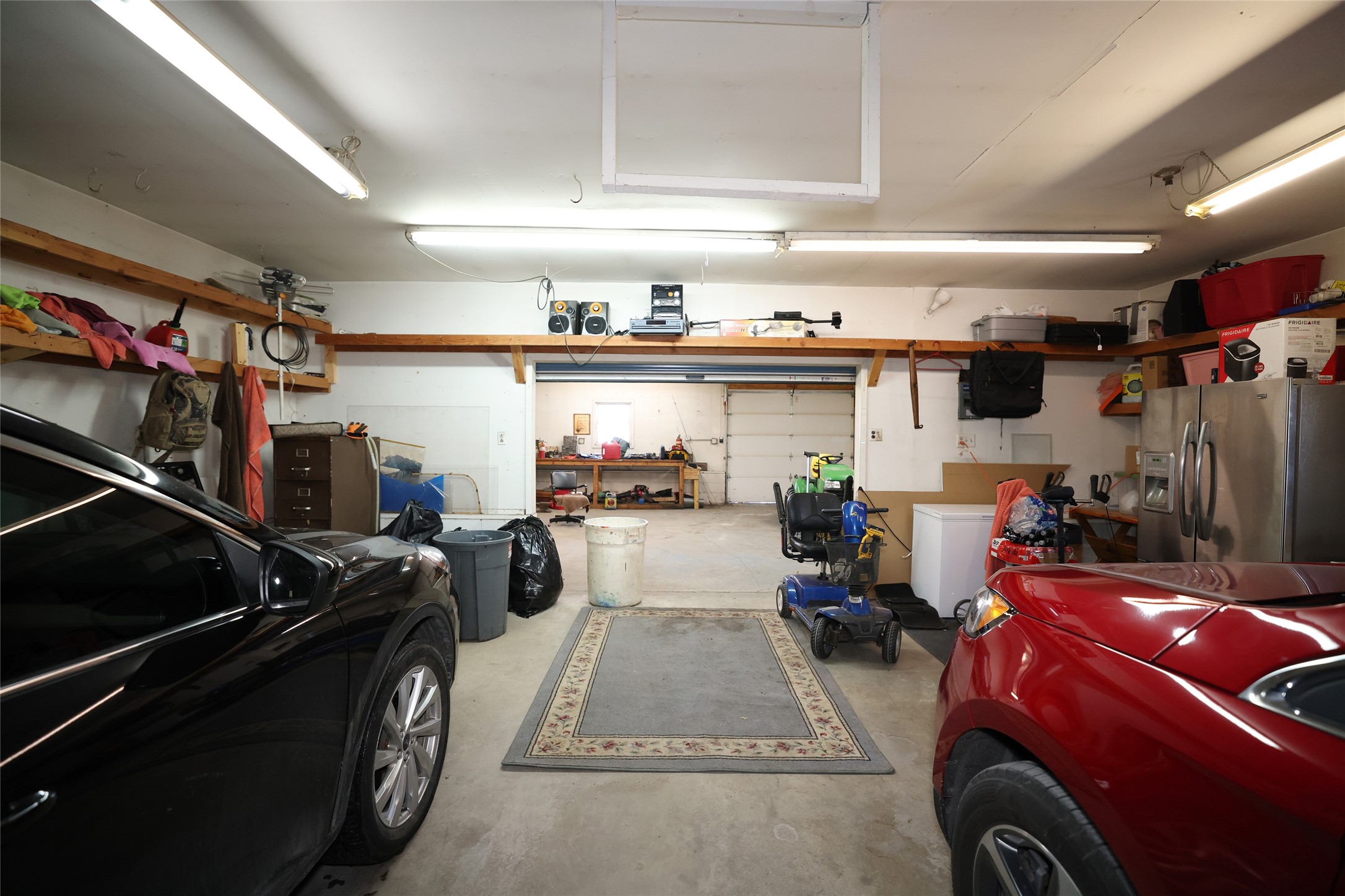 601 E Walnut Street Property Photo 21