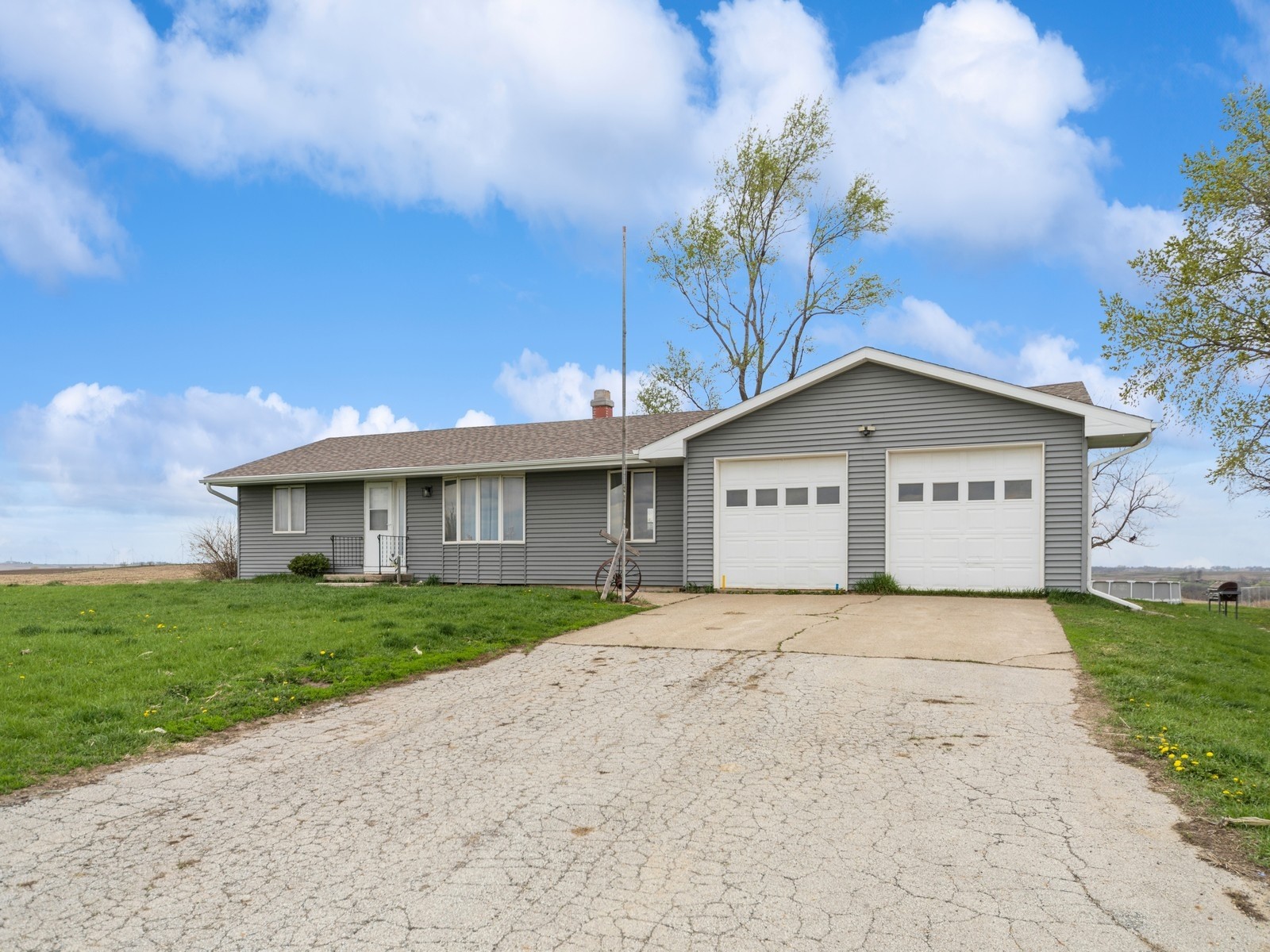 3473 Juniper Avenue Property Photo