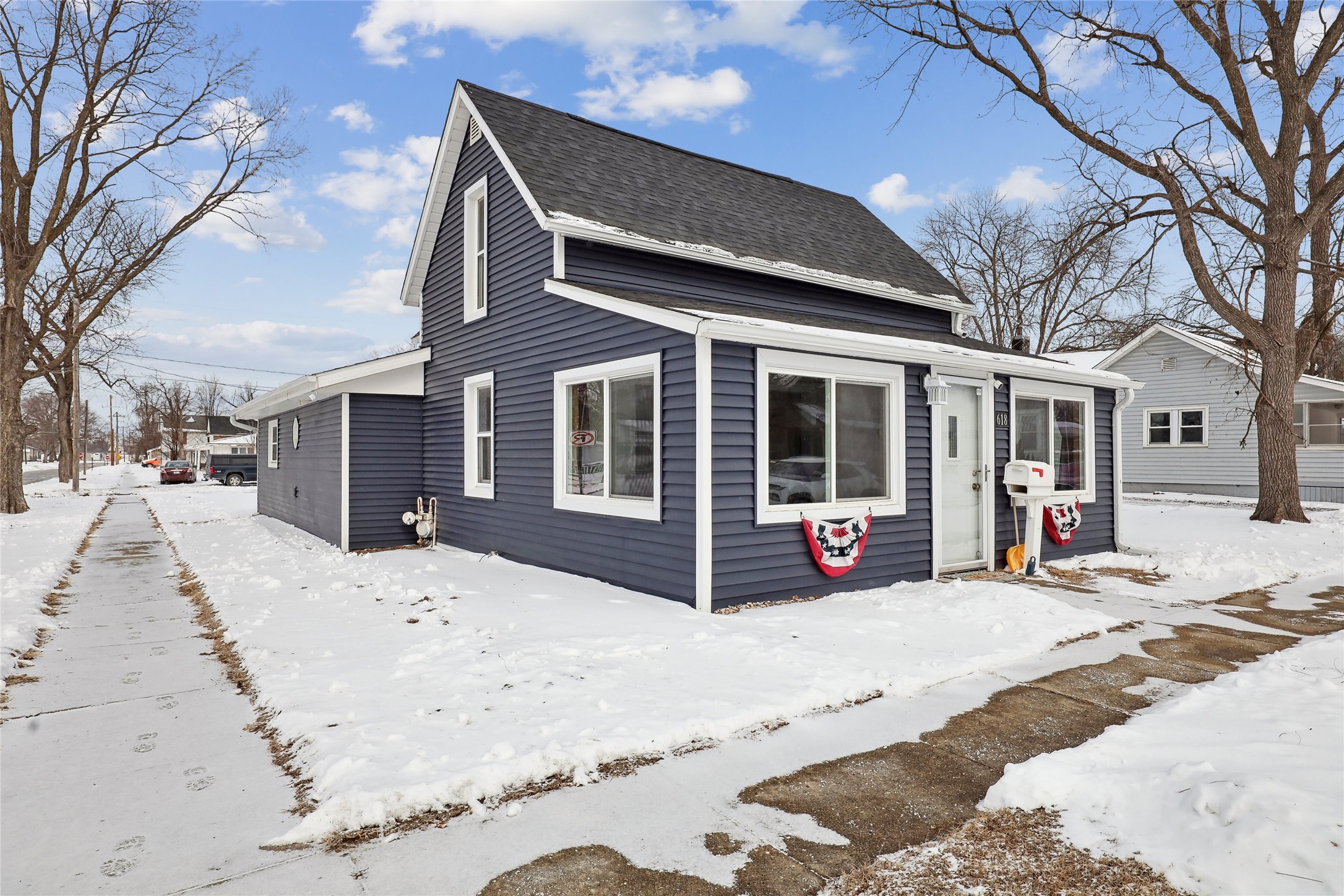 618 Court Street Property Photo