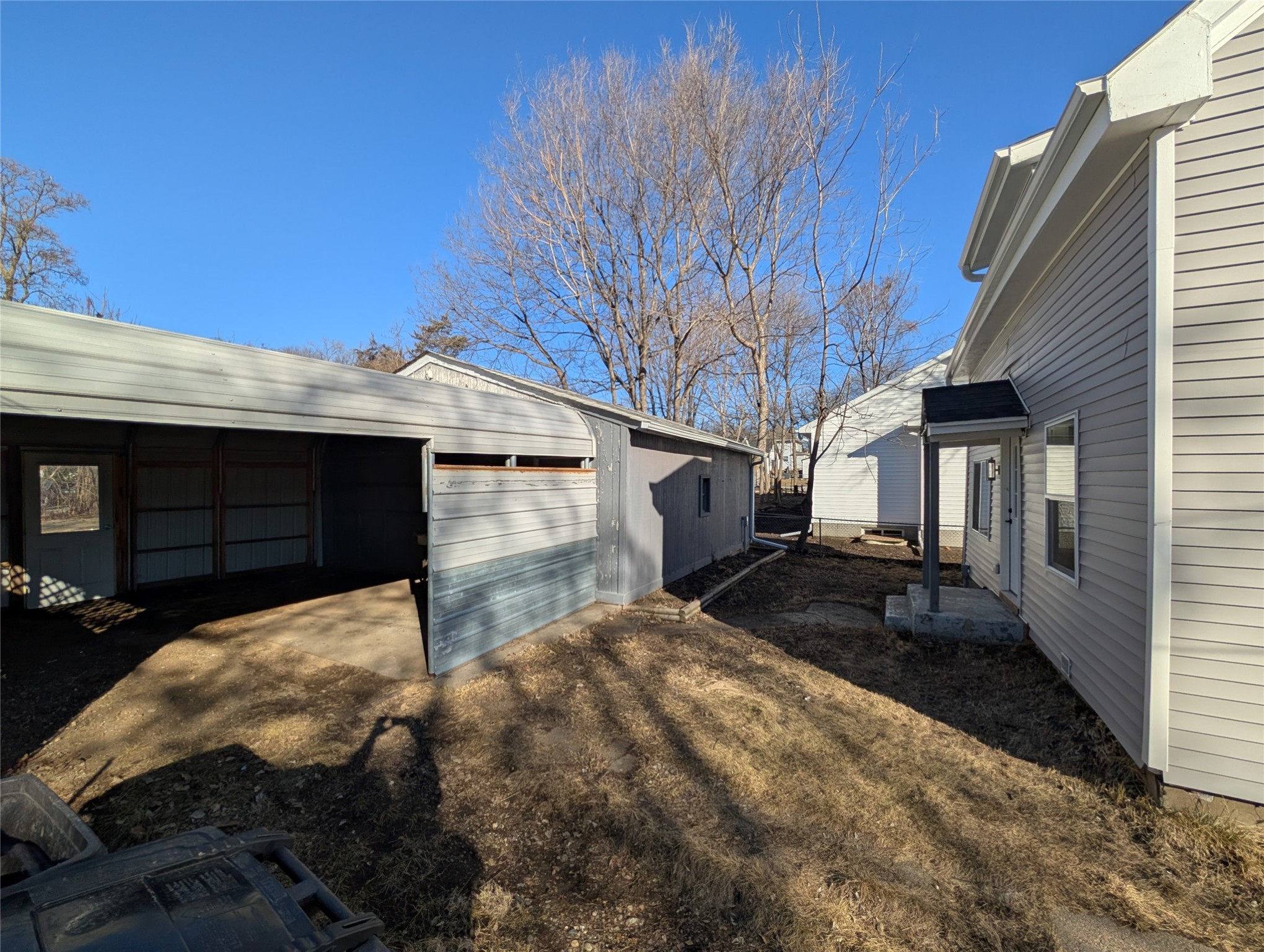 918 23rd Place Property Photo 15