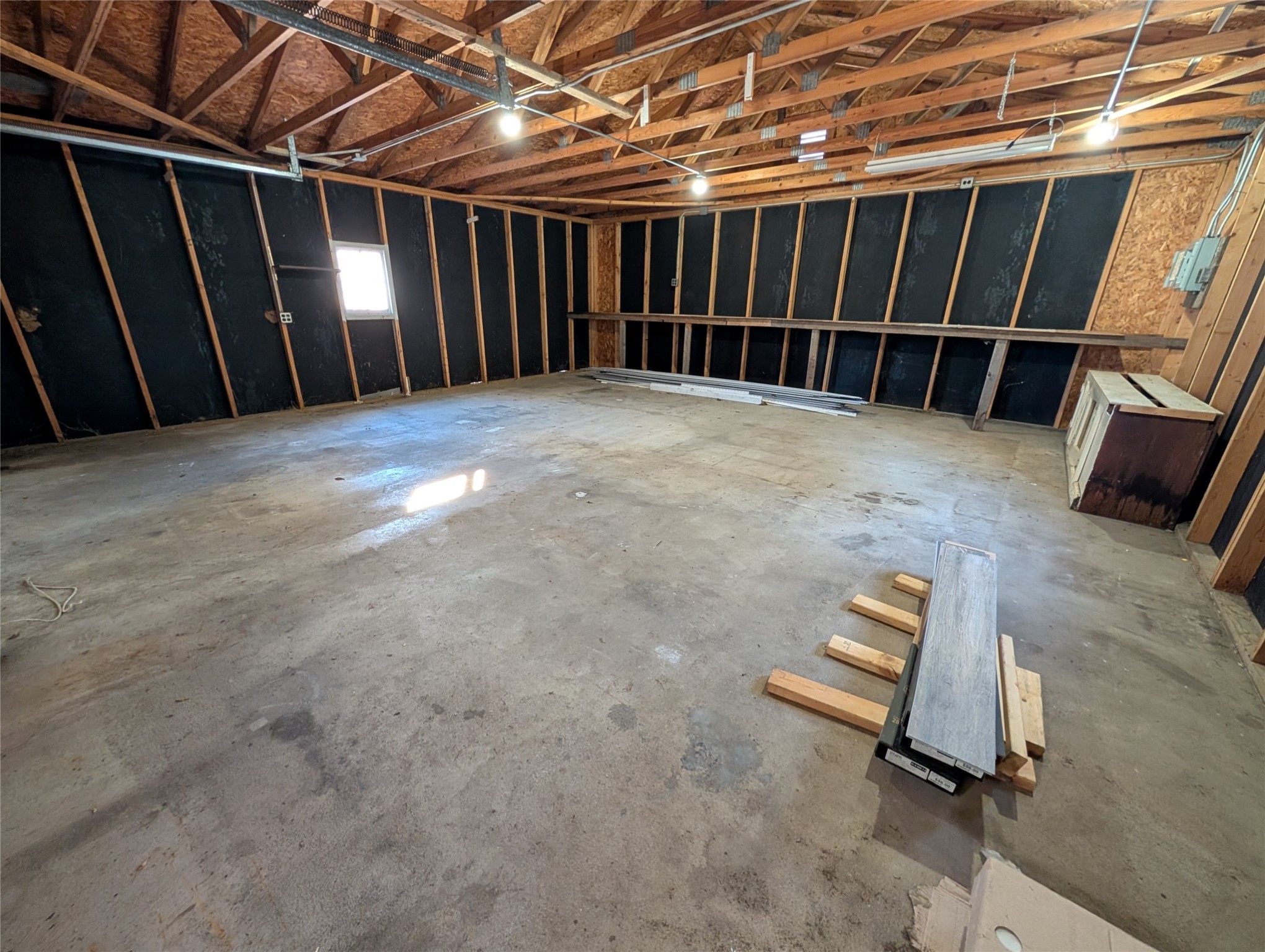918 23rd Place Property Photo 18