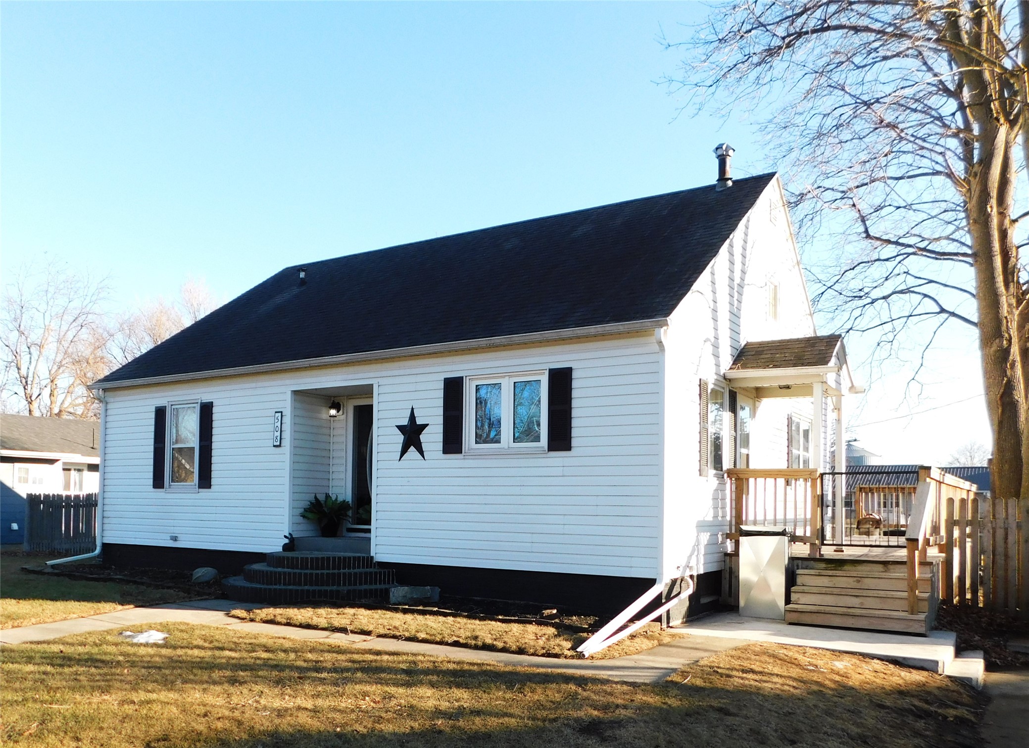 508 W Elm Street Property Photo