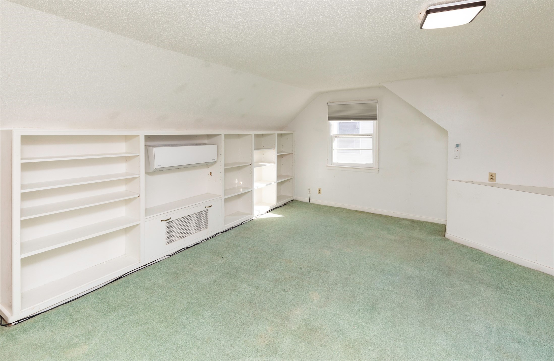 1408 Linden Lane Property Photo 21
