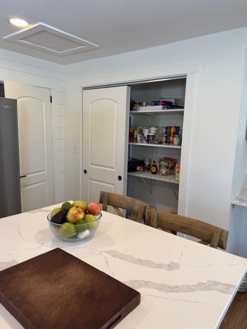 525 7th Street Property Photo 4