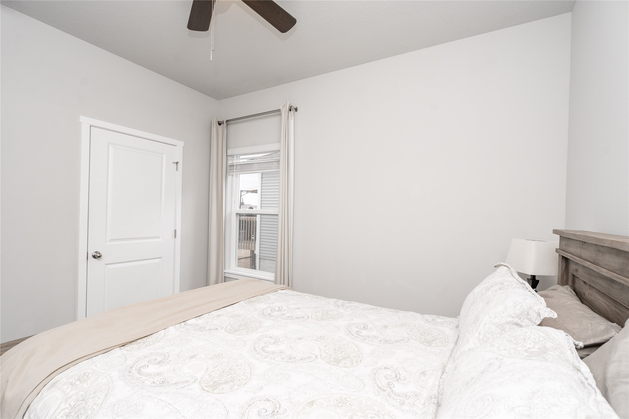 4217 Nw Linwood Drive Property Photo 13