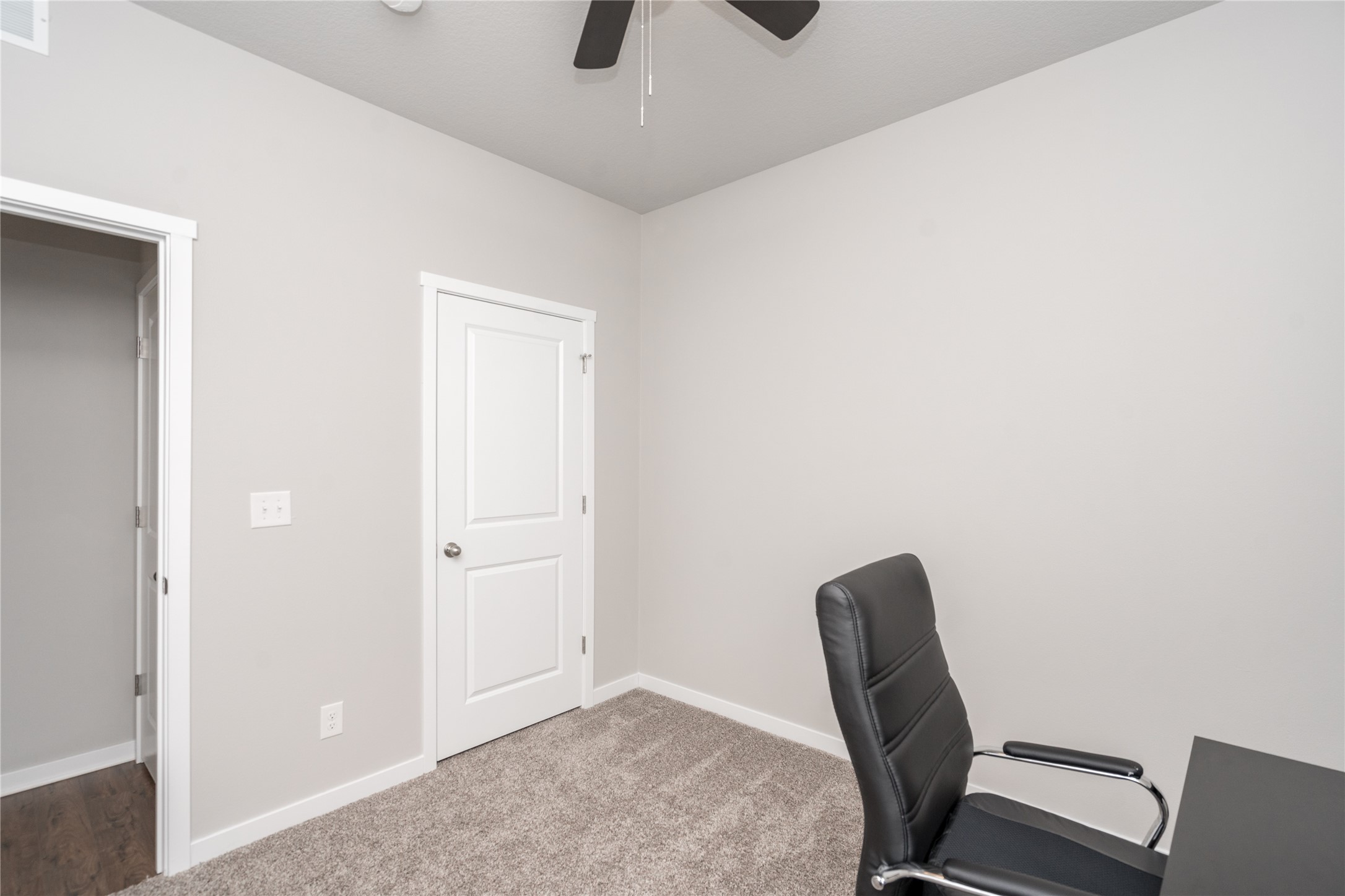 4217 Nw Linwood Drive Property Photo 15
