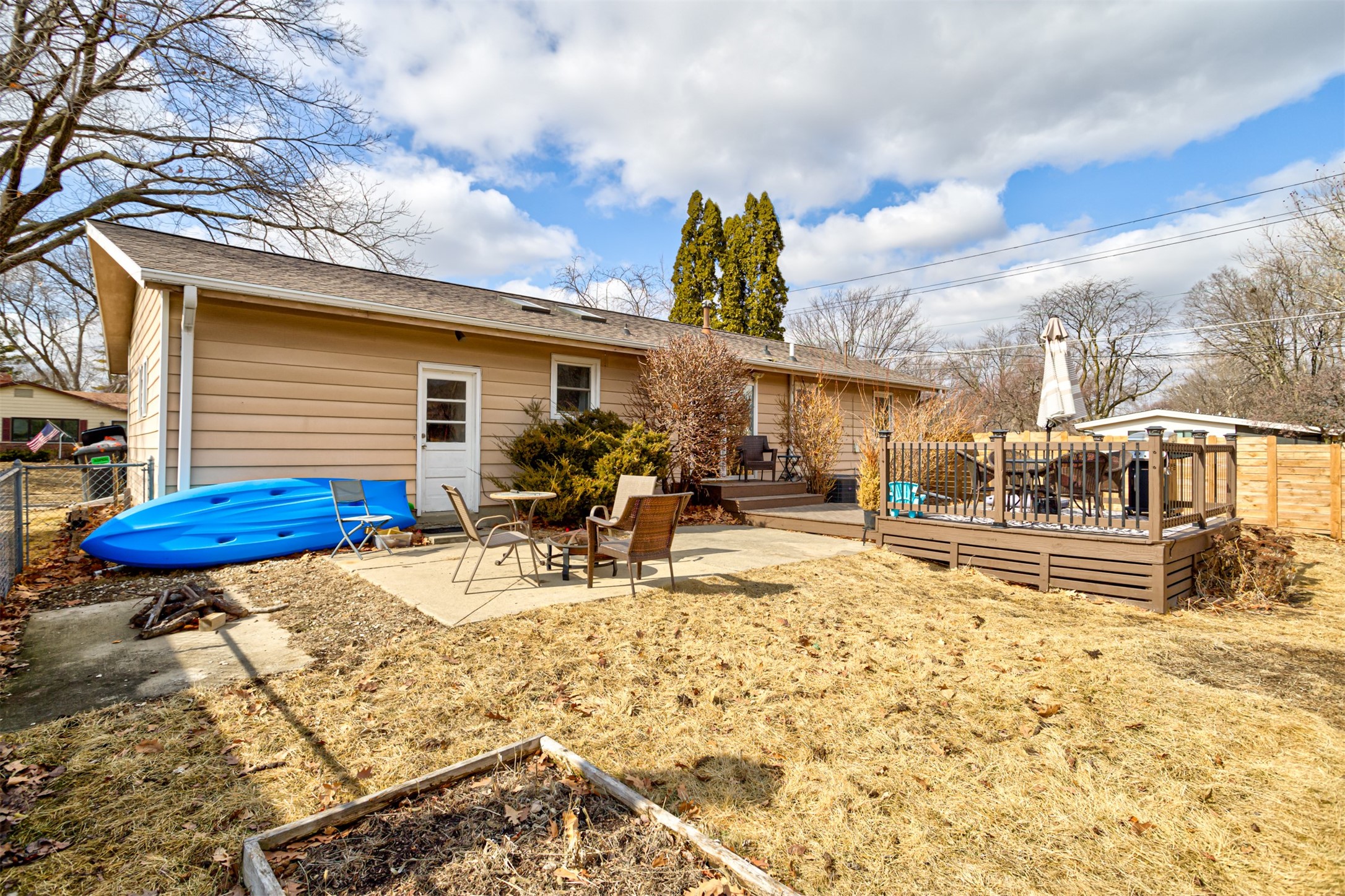 1926 Hunziker Drive Property Photo 6
