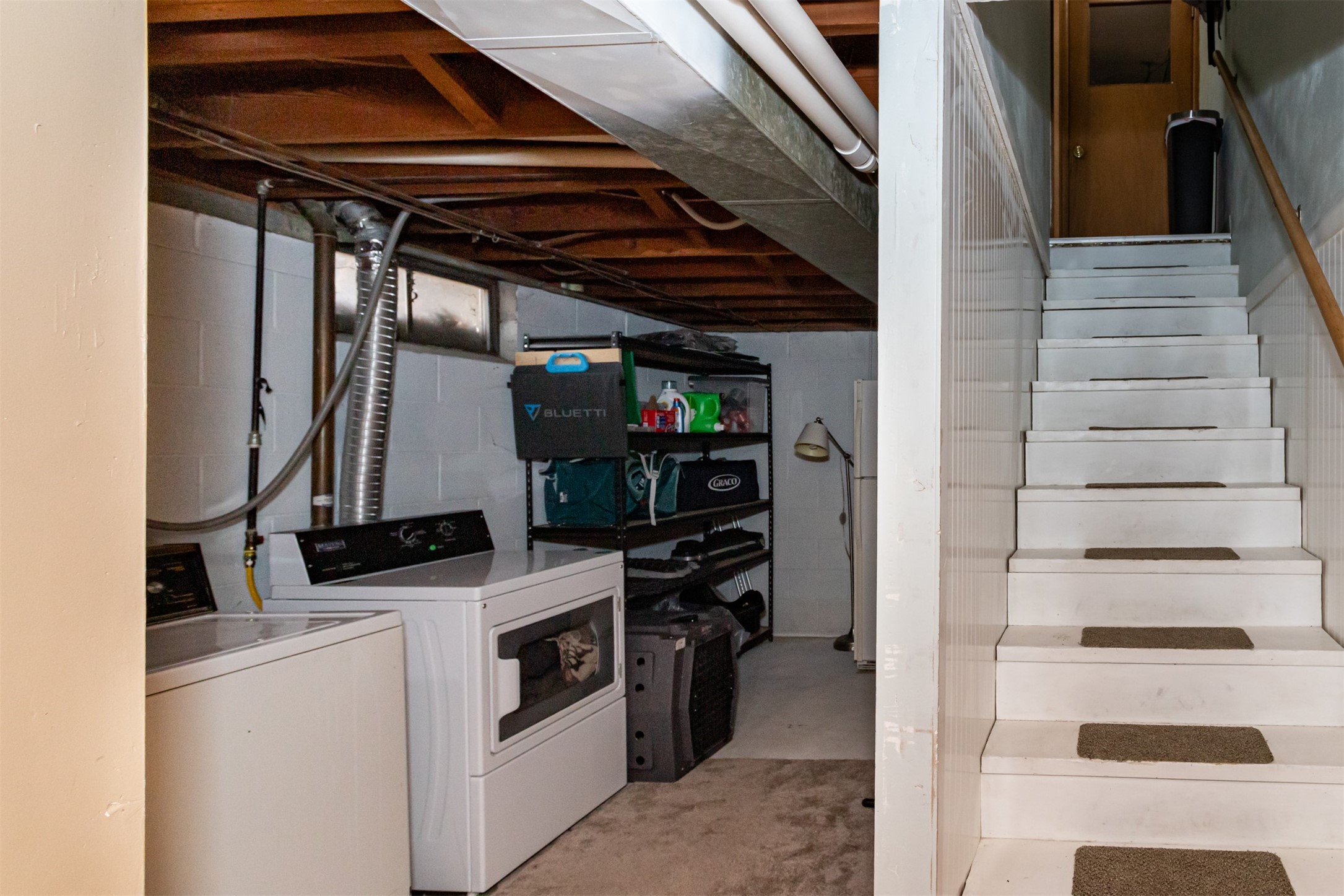 1926 Hunziker Drive Property Photo 24