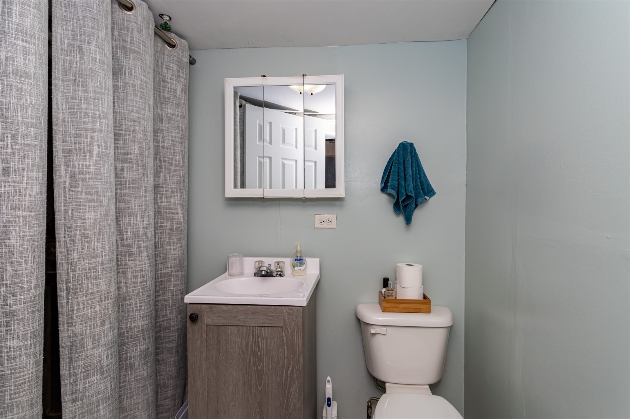 1926 Hunziker Drive Property Photo 26