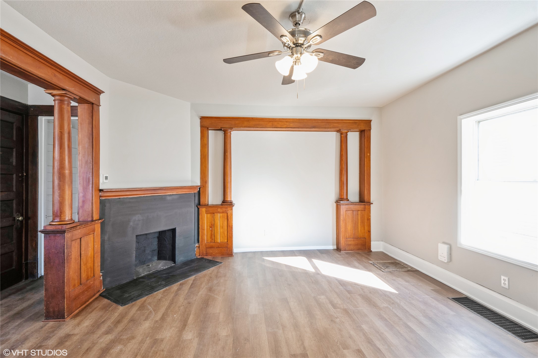 1143 21st Street Property Photo 3