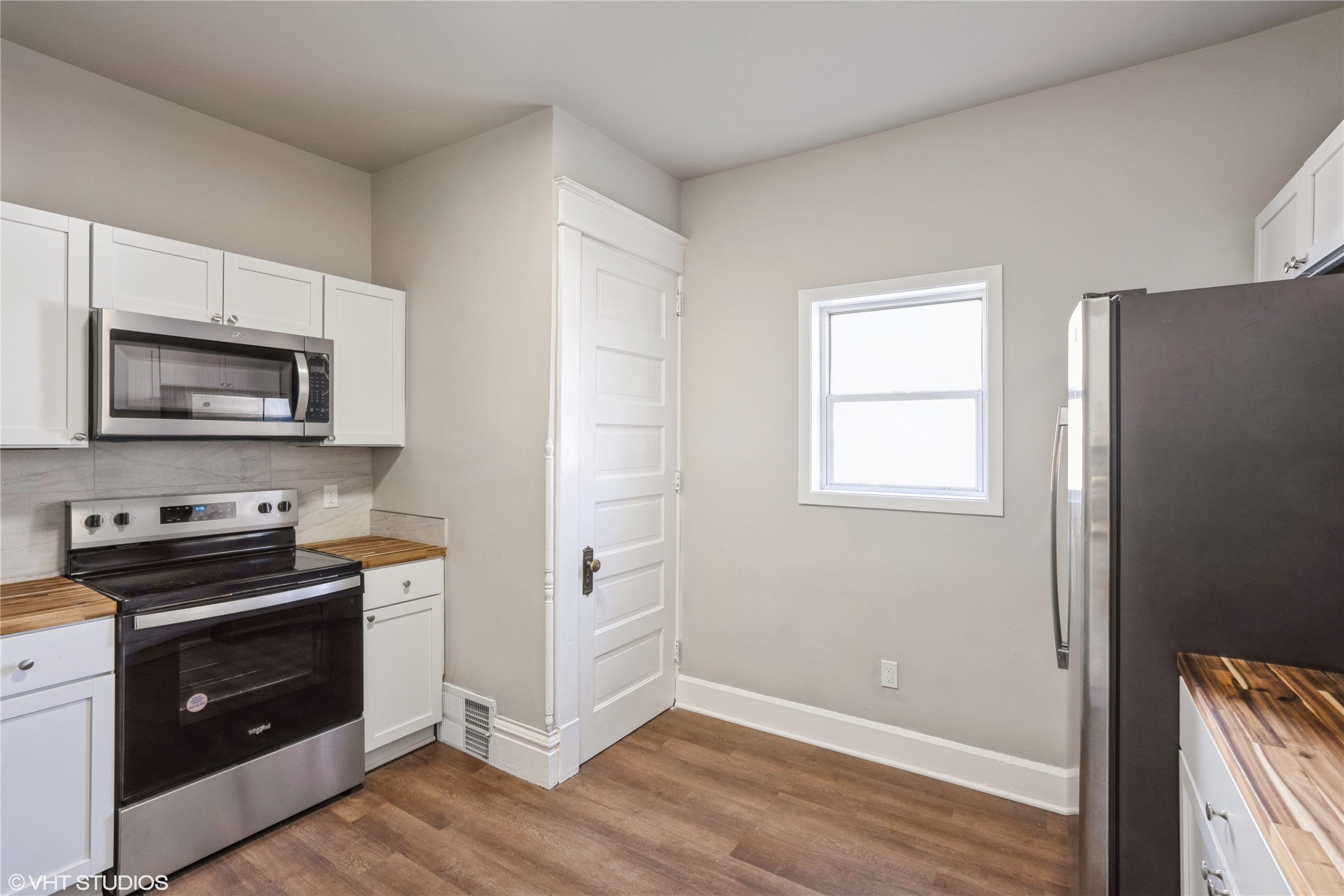 1143 21st Street Property Photo 8