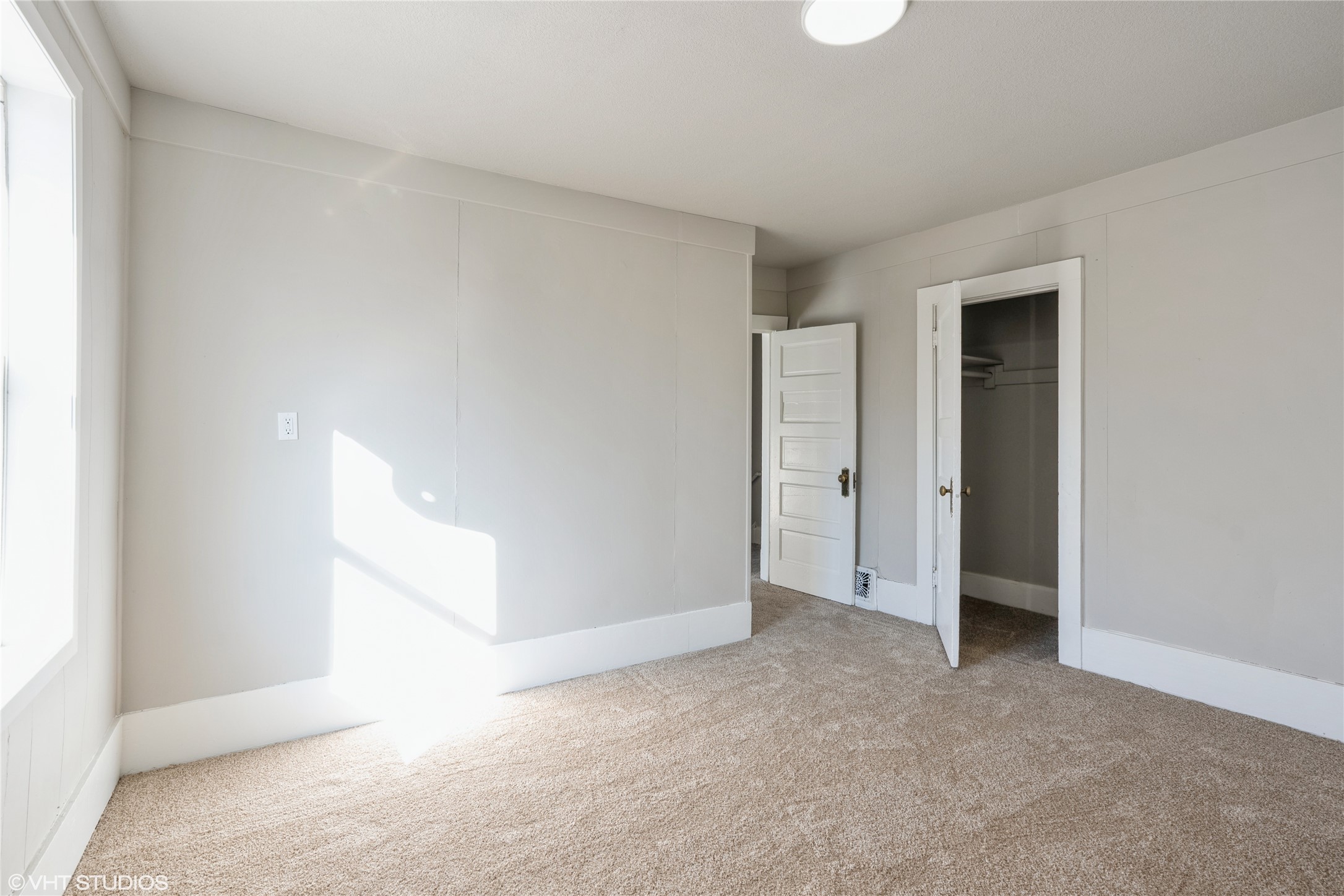 1143 21st Street Property Photo 12