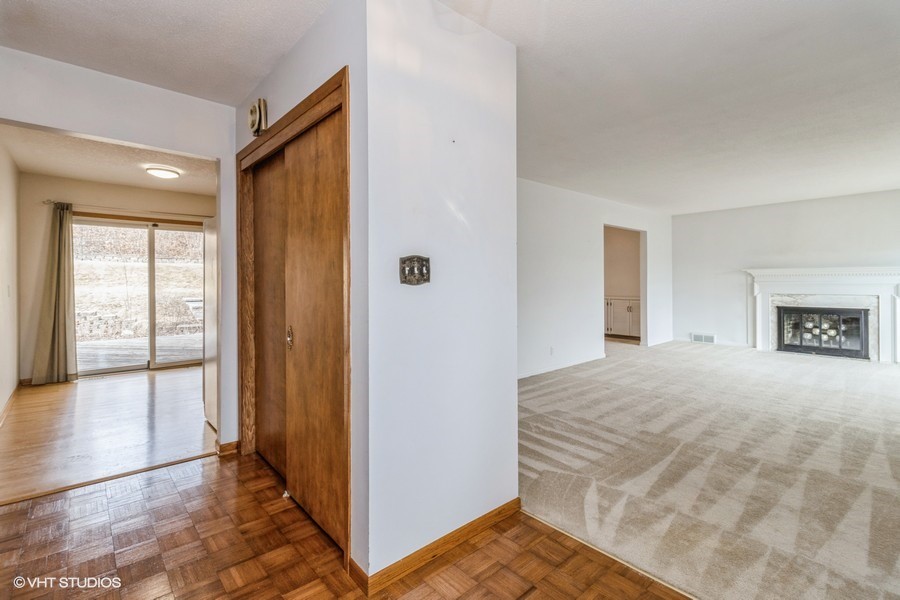 3124 Park Plaza Drive Property Photo 4