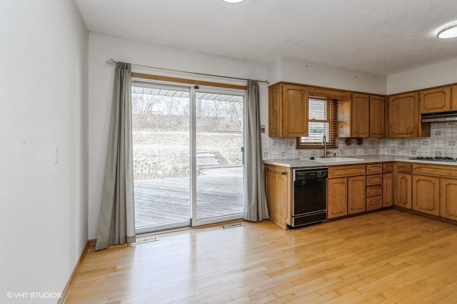3124 Park Plaza Drive Property Photo 14