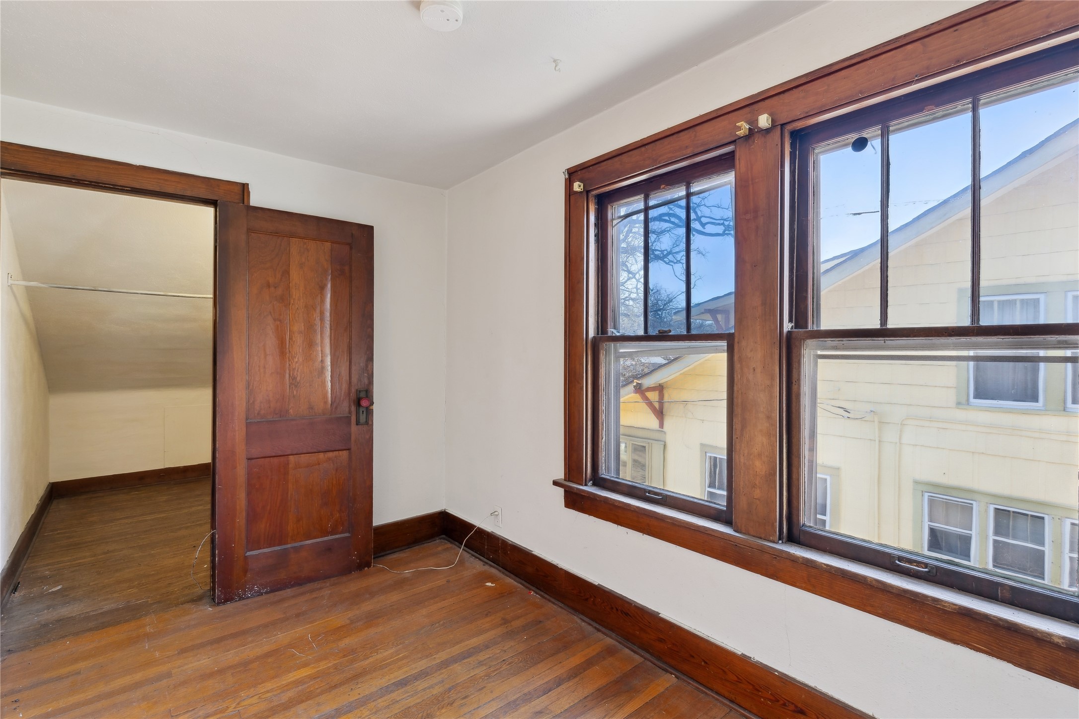 3823 University Avenue Property Photo 9