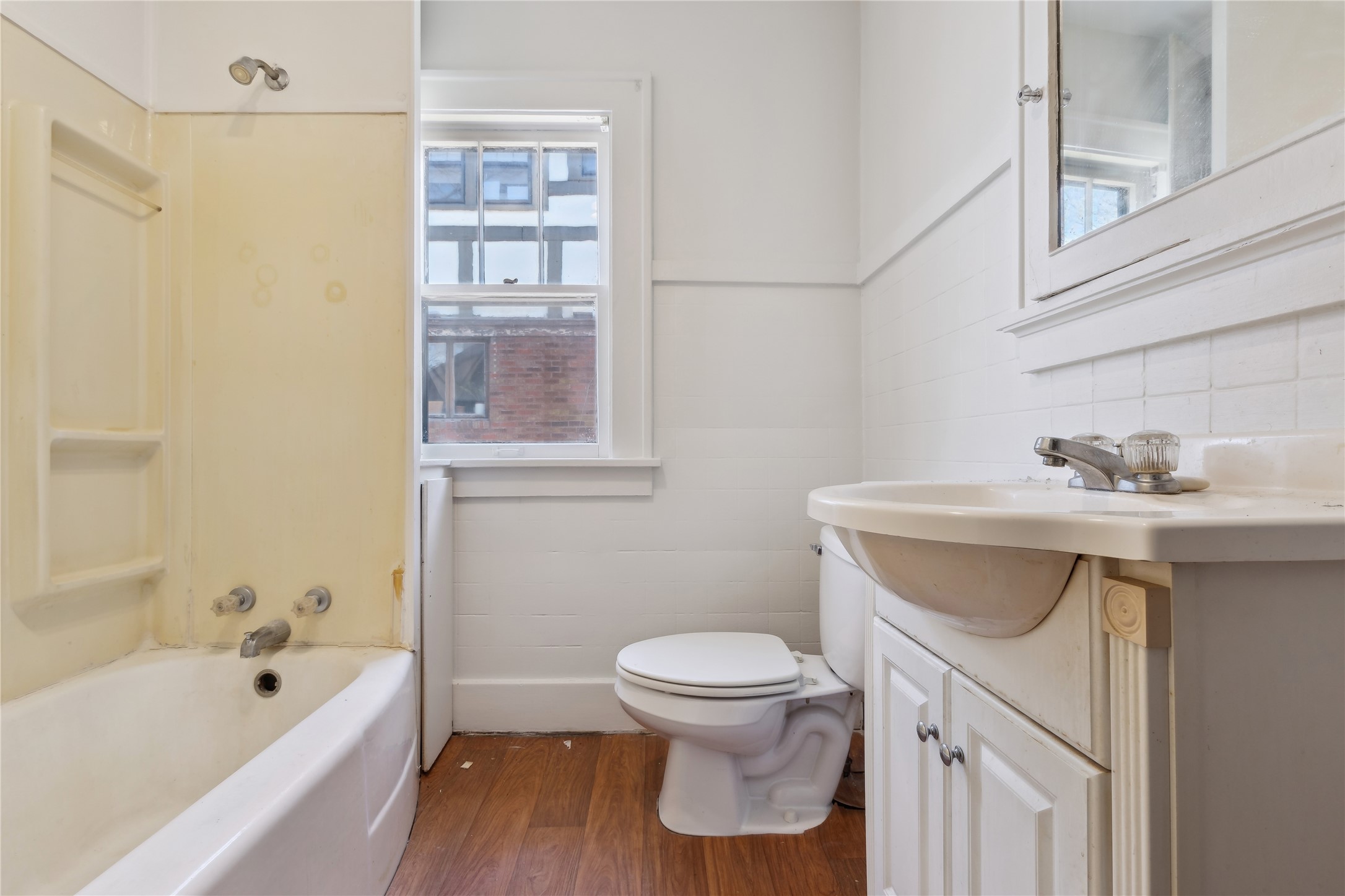 3823 University Avenue Property Photo 17