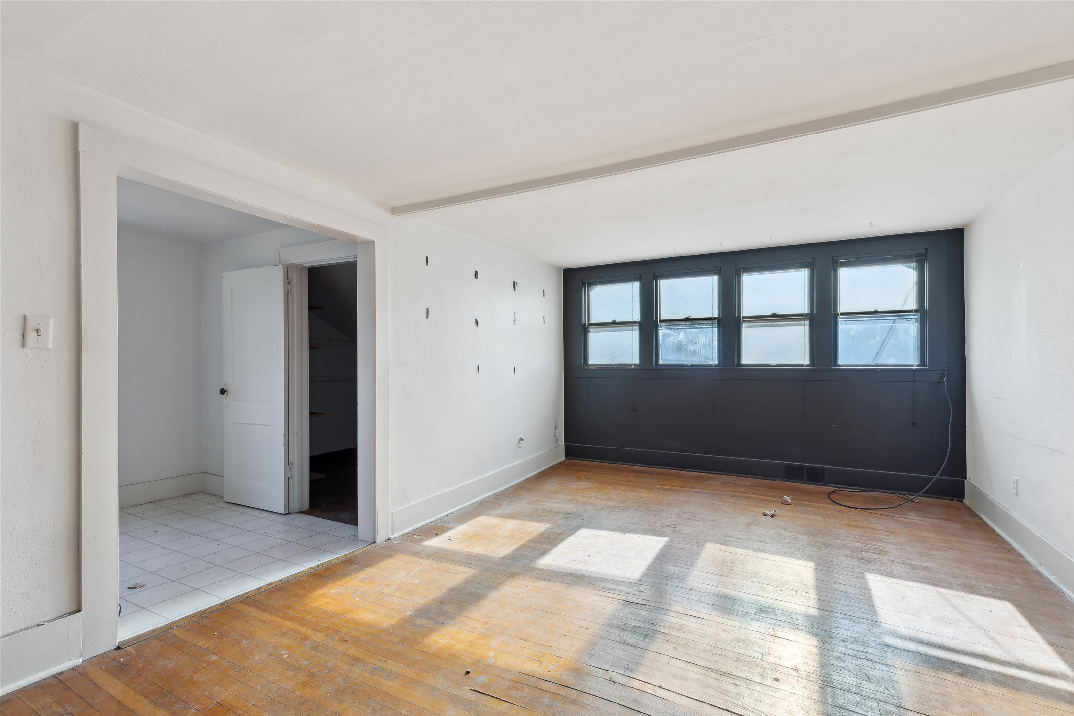3823 University Avenue Property Photo 19