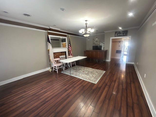 103 W High Street Property Photo 4