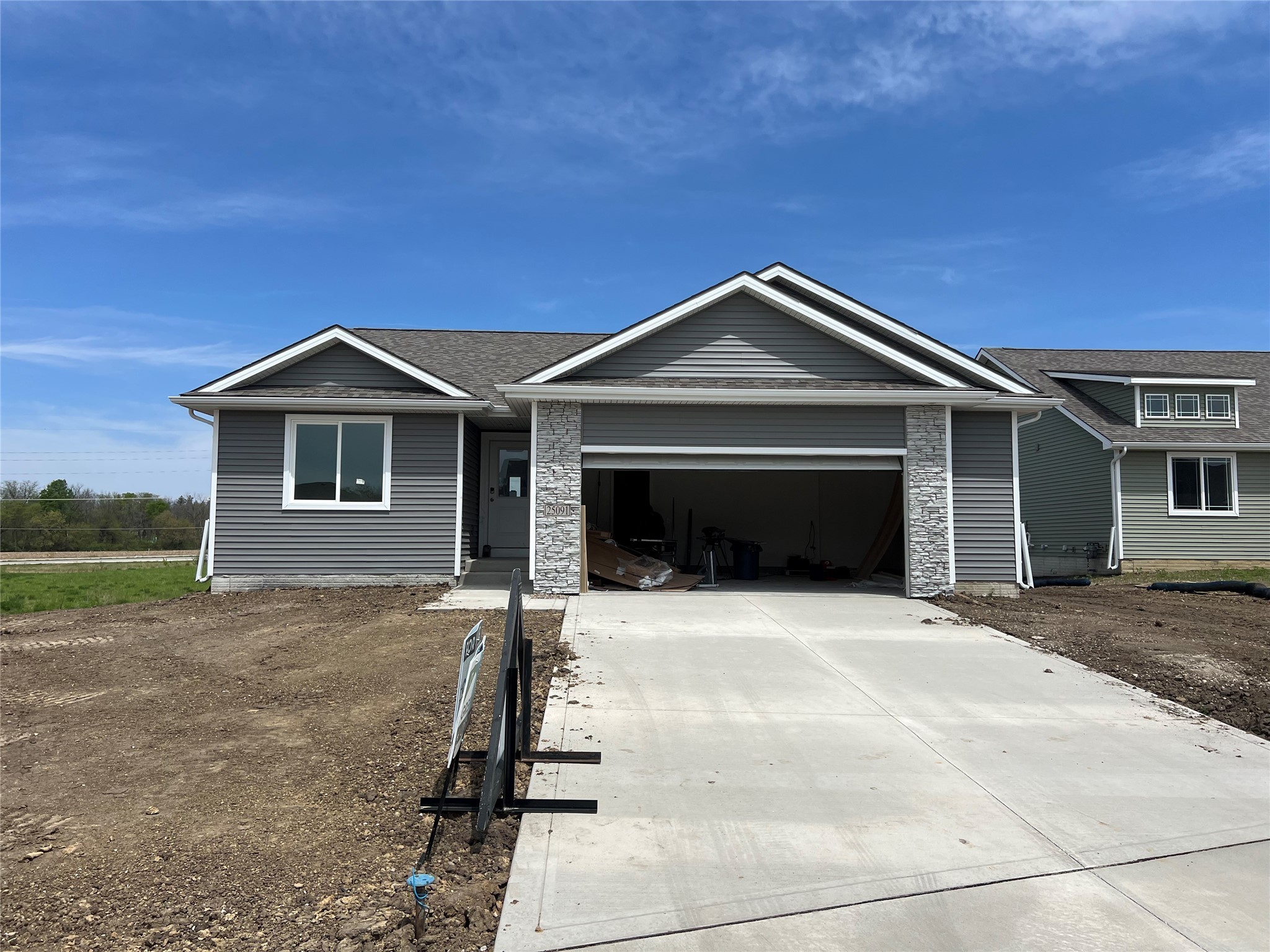 25091 Bluebird Circle Property Photo