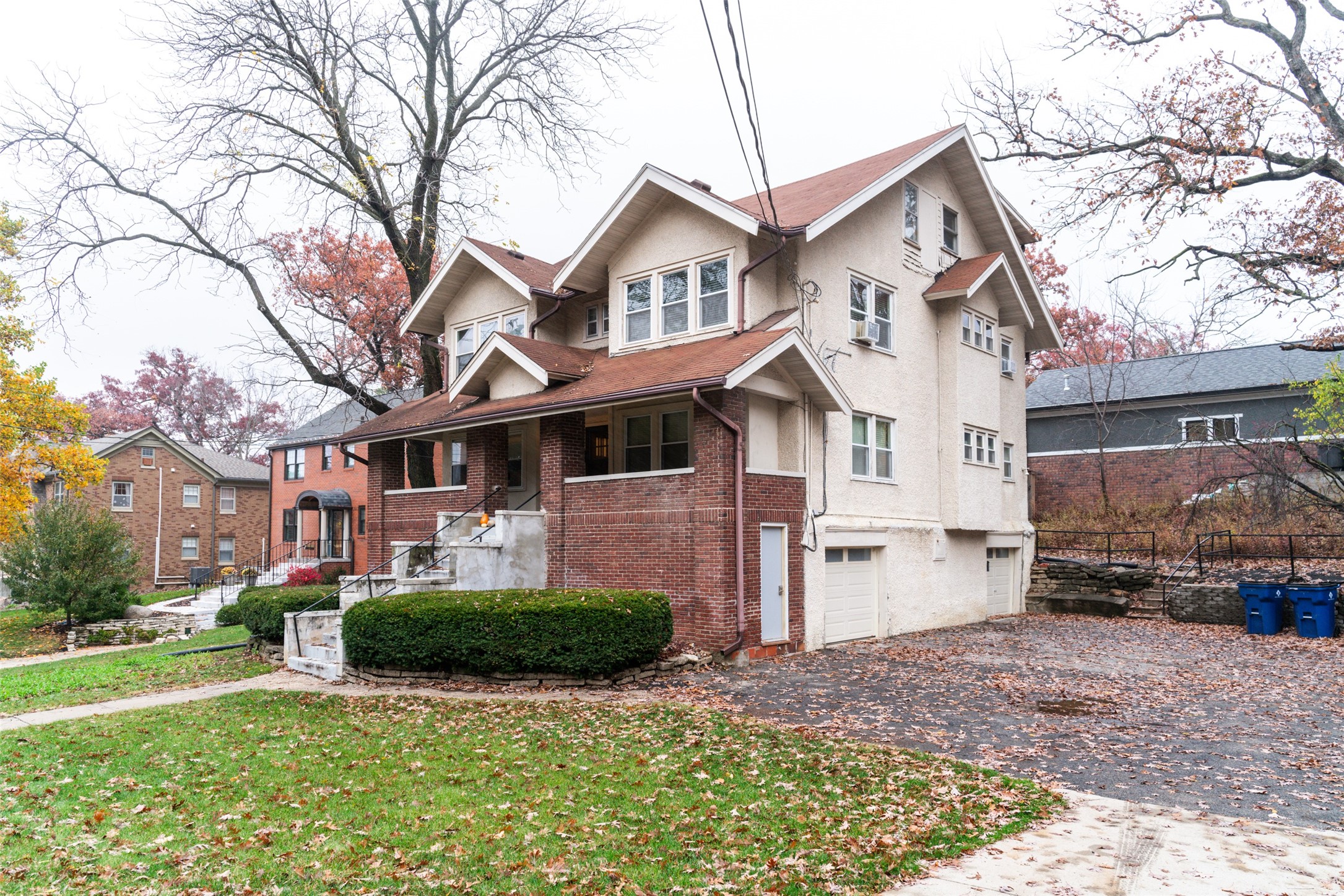 543 53rd Street Property Photo 1