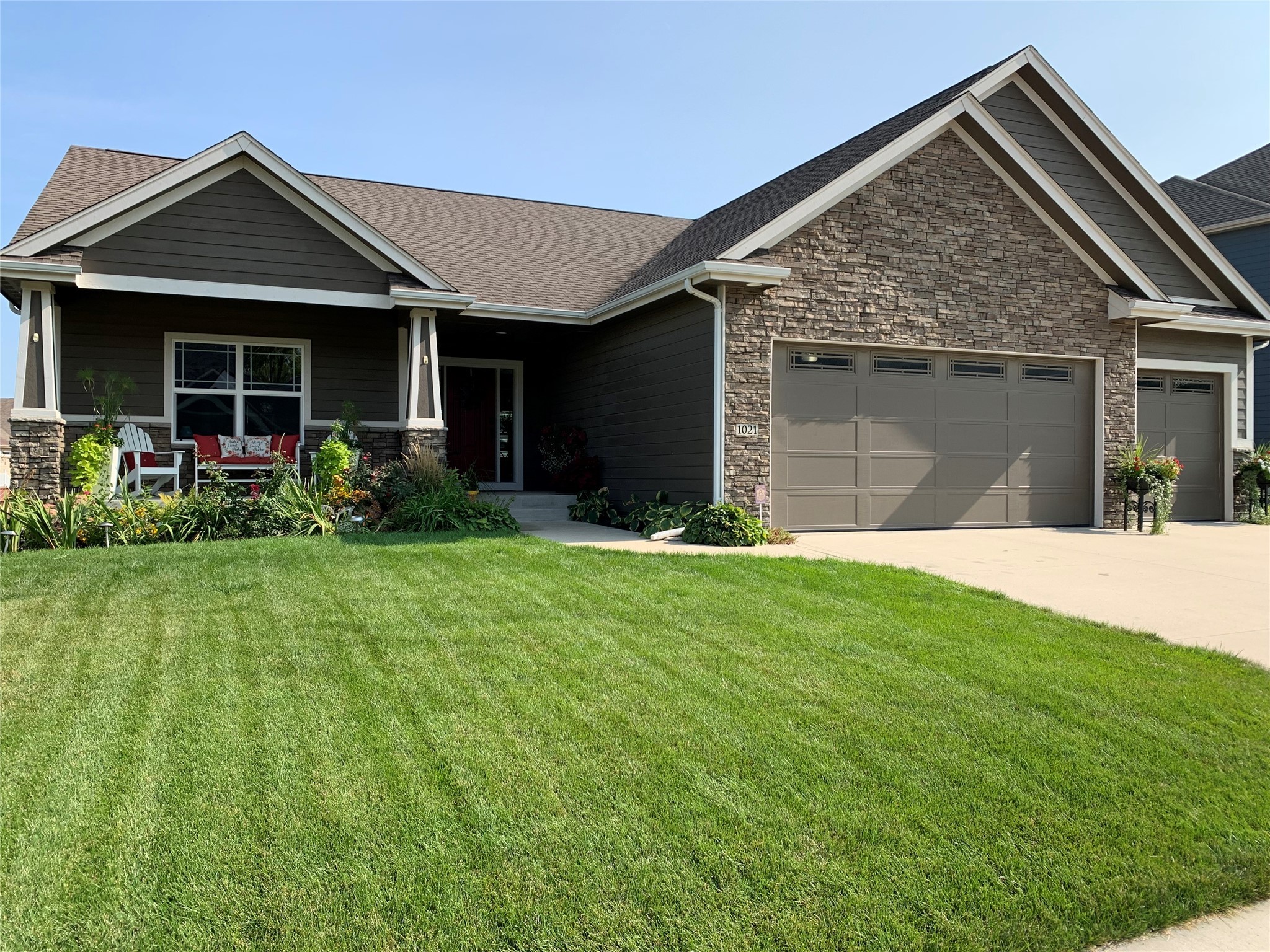 1021 Shelby Drive Property Photo