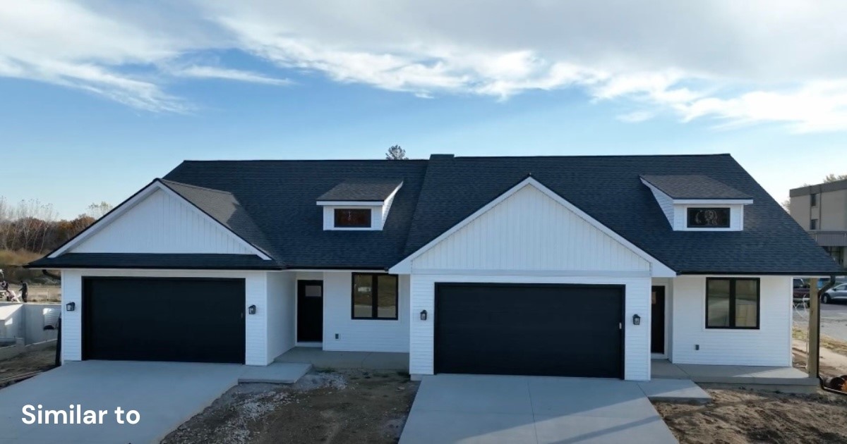 712 Academy Circle Property Photo