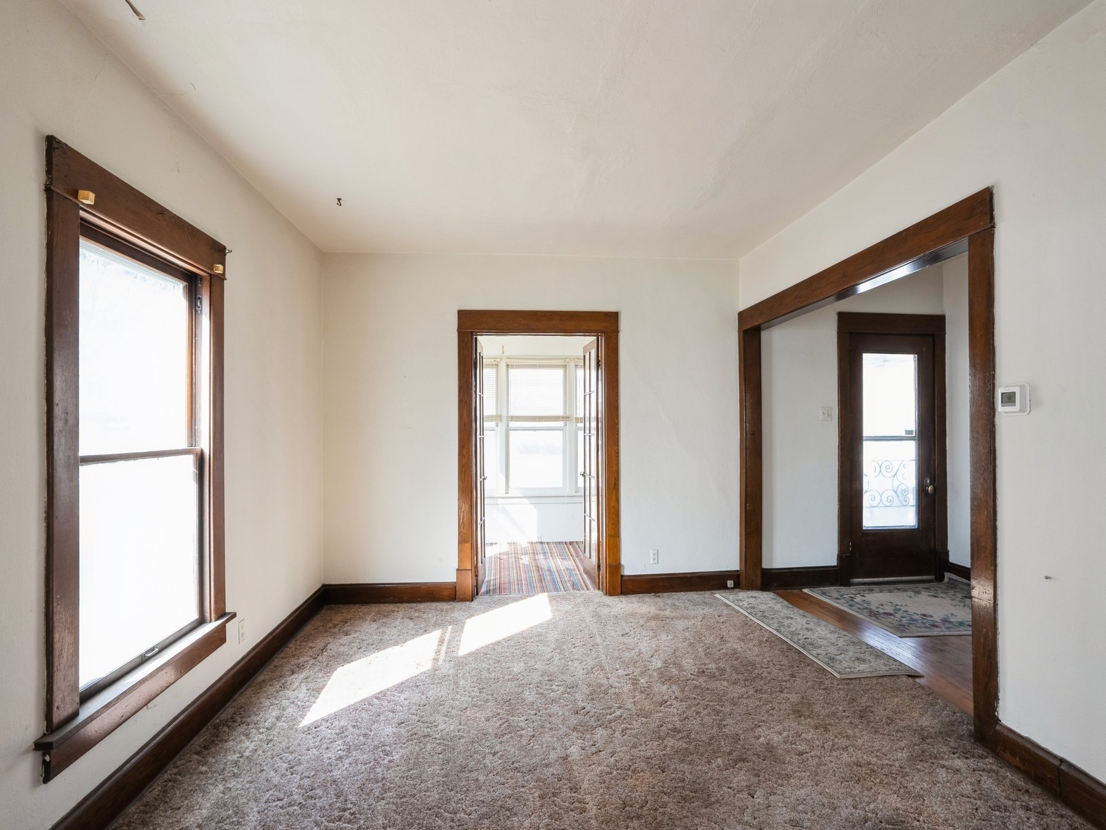 1067 37th Street Property Photo 6