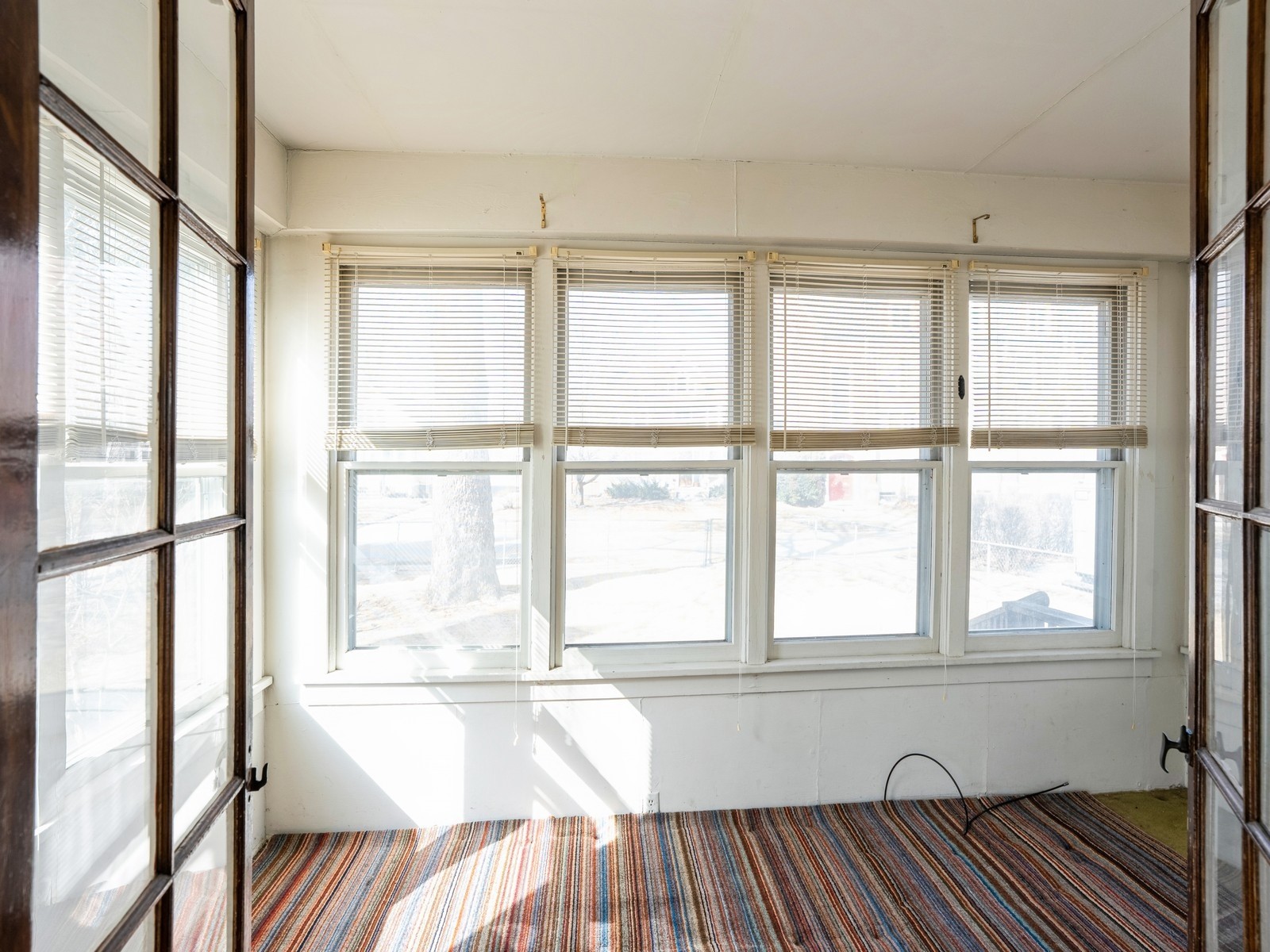 1067 37th Street Property Photo 8
