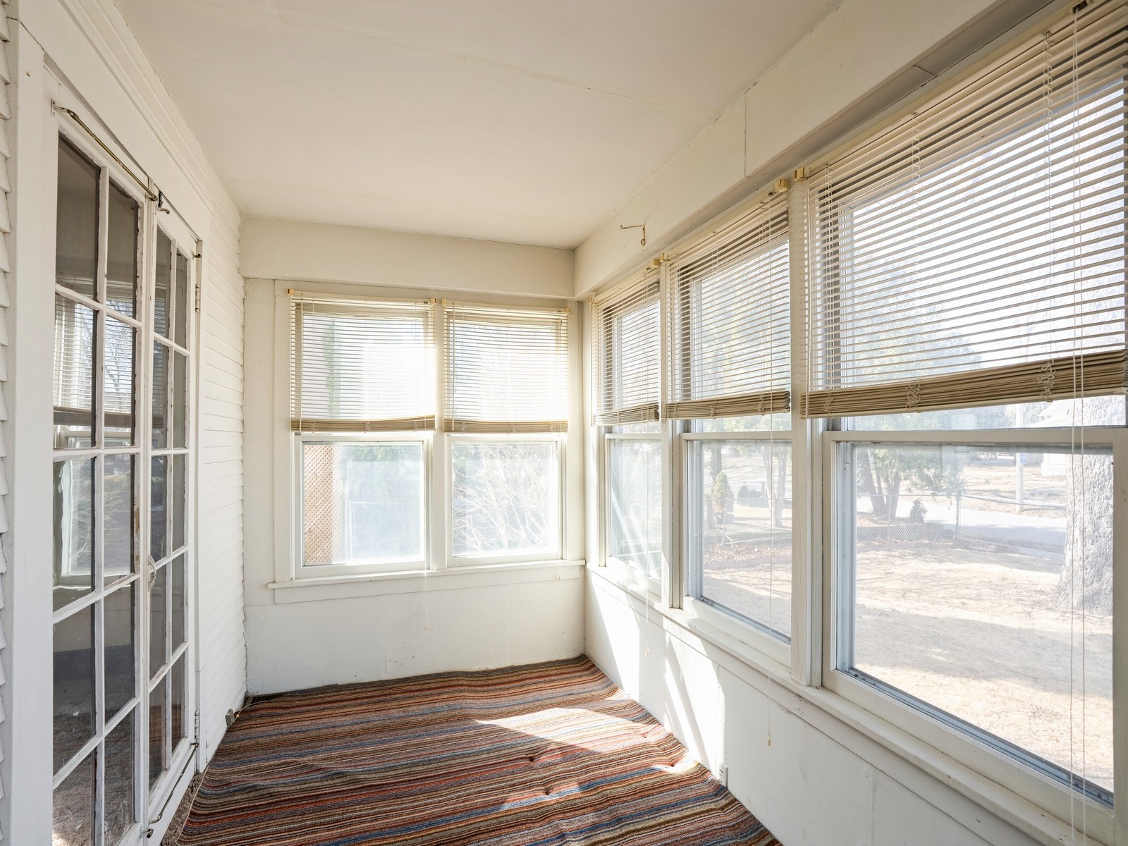 1067 37th Street Property Photo 9