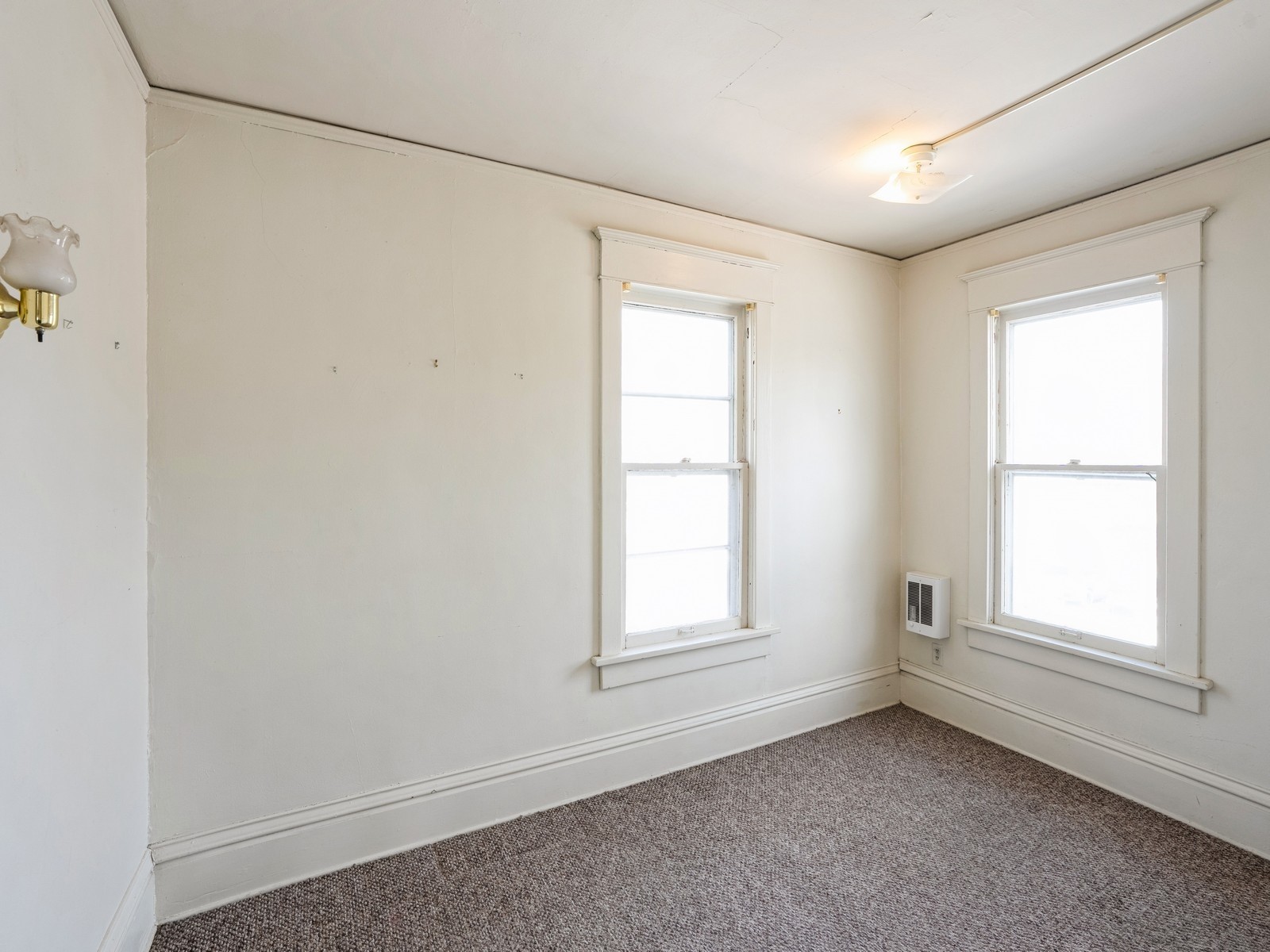 1067 37th Street Property Photo 23