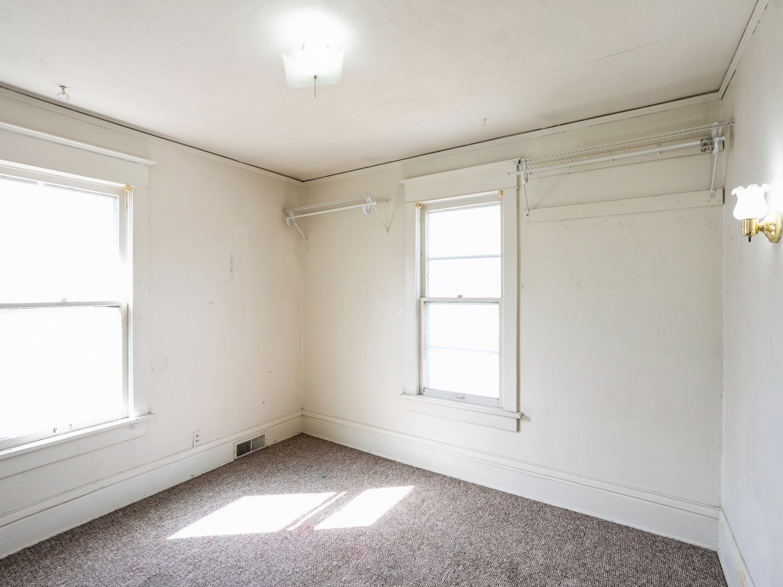 1067 37th Street Property Photo 24