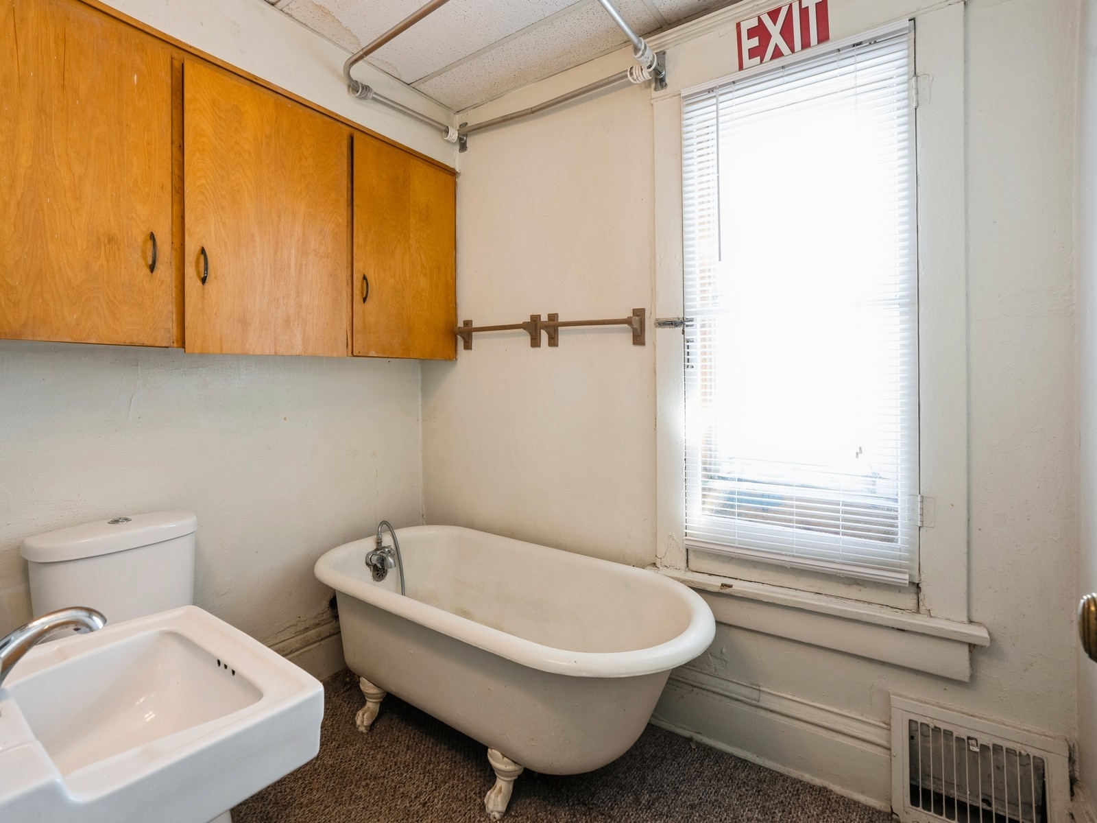 1067 37th Street Property Photo 25