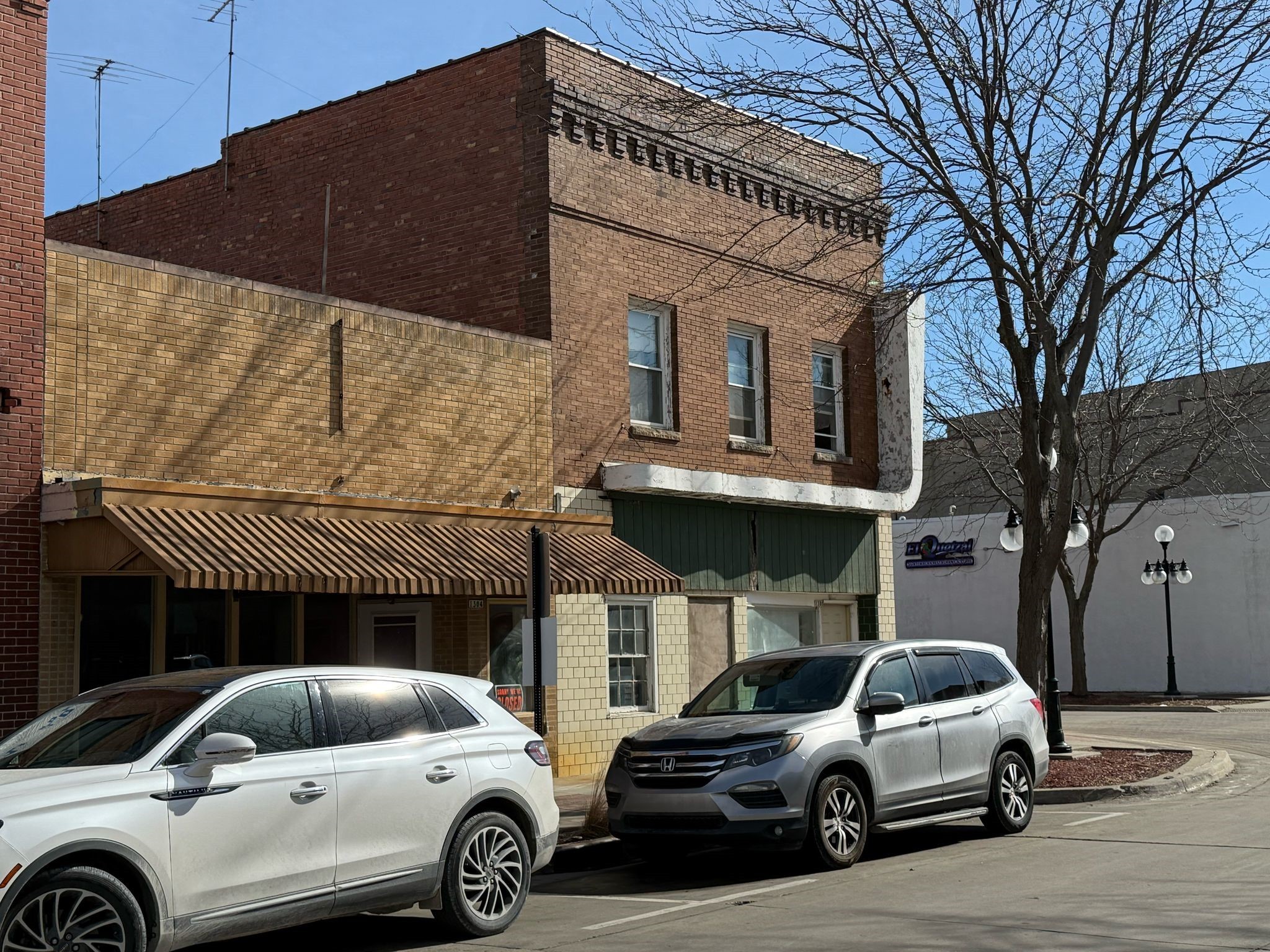 1300 2nd Streets Property Photo 5