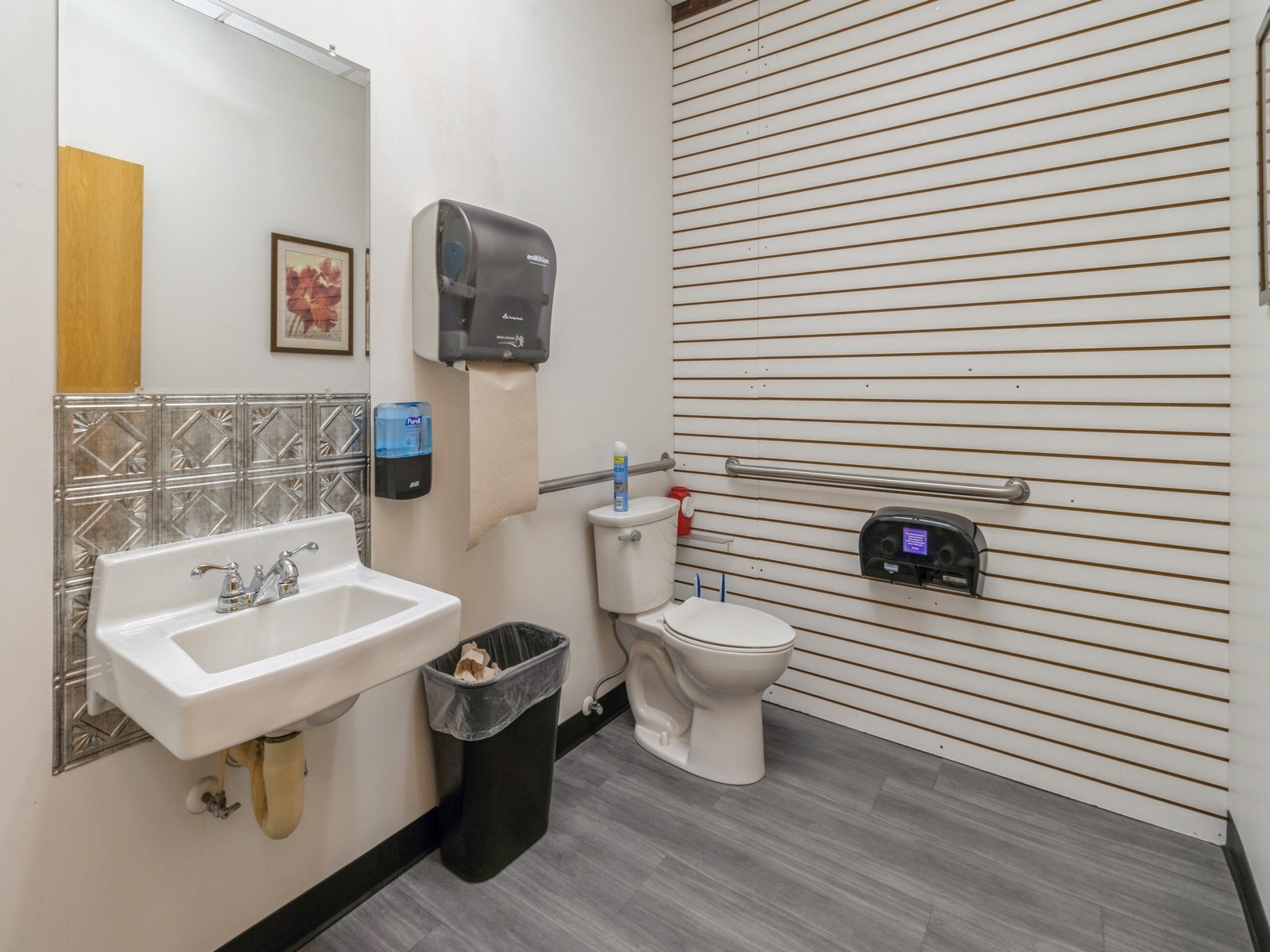 115 W Salem Avenue Property Photo 25