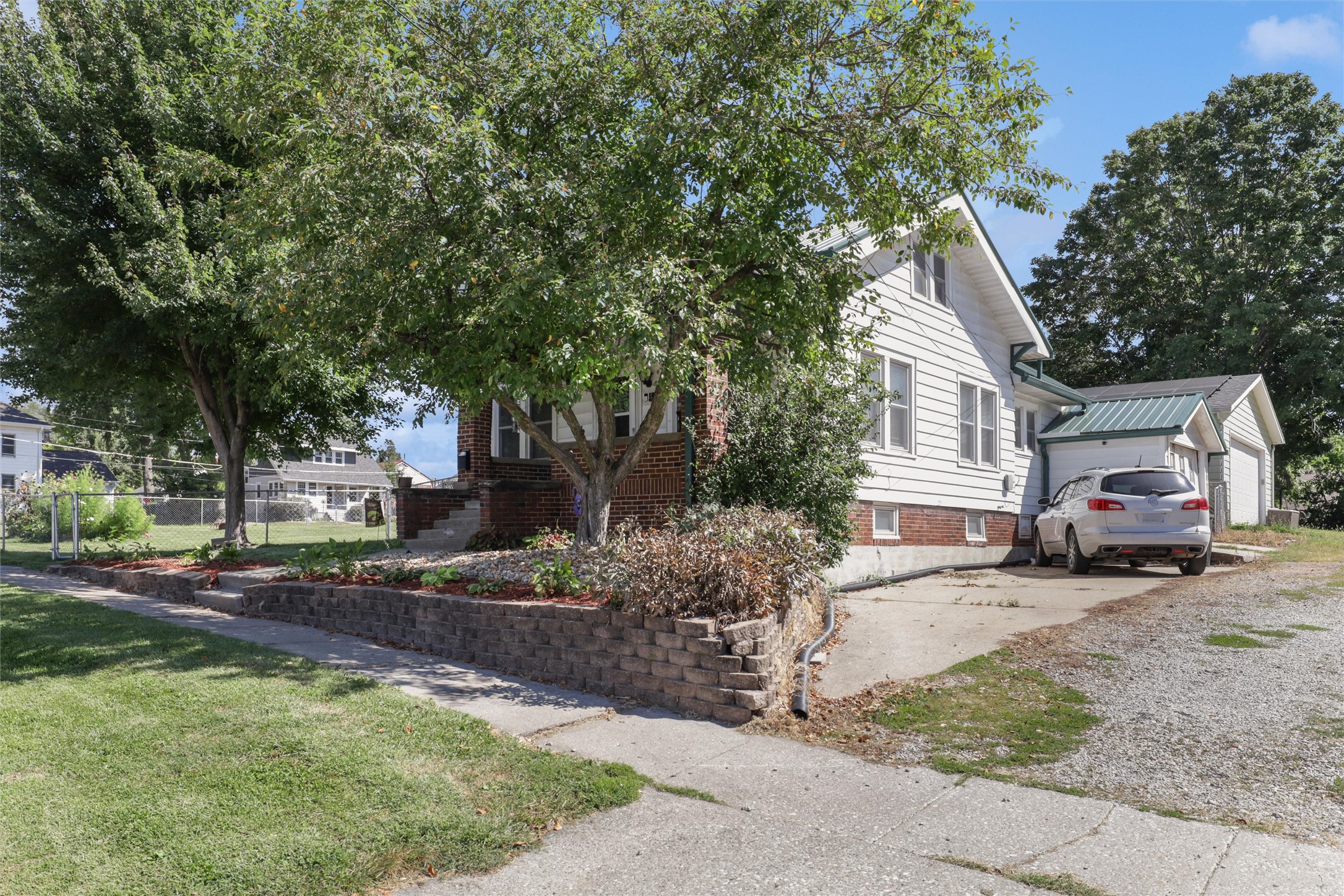 410 1st Street S Property Photo 32