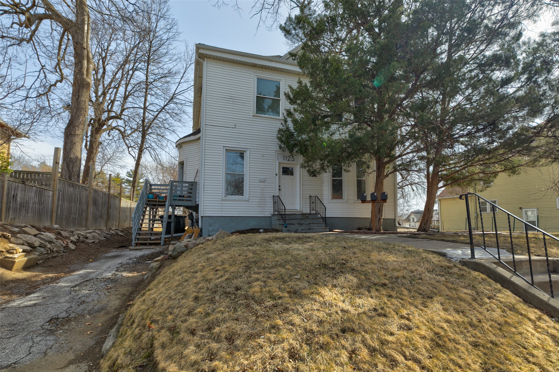 1125 18th Street Property Photo 1