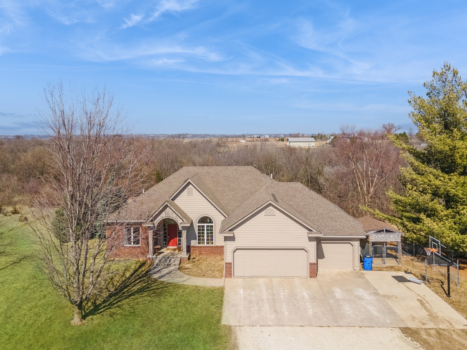 8377 Illinois Street Property Photo