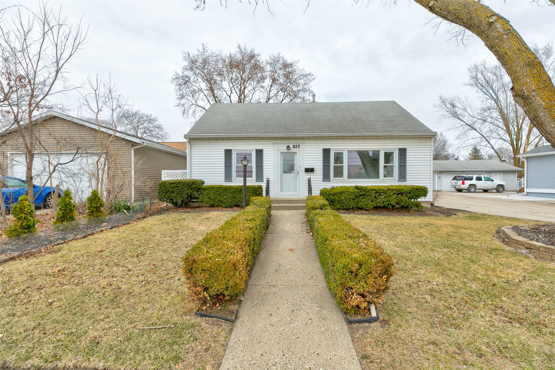 217 13th Street Property Photo