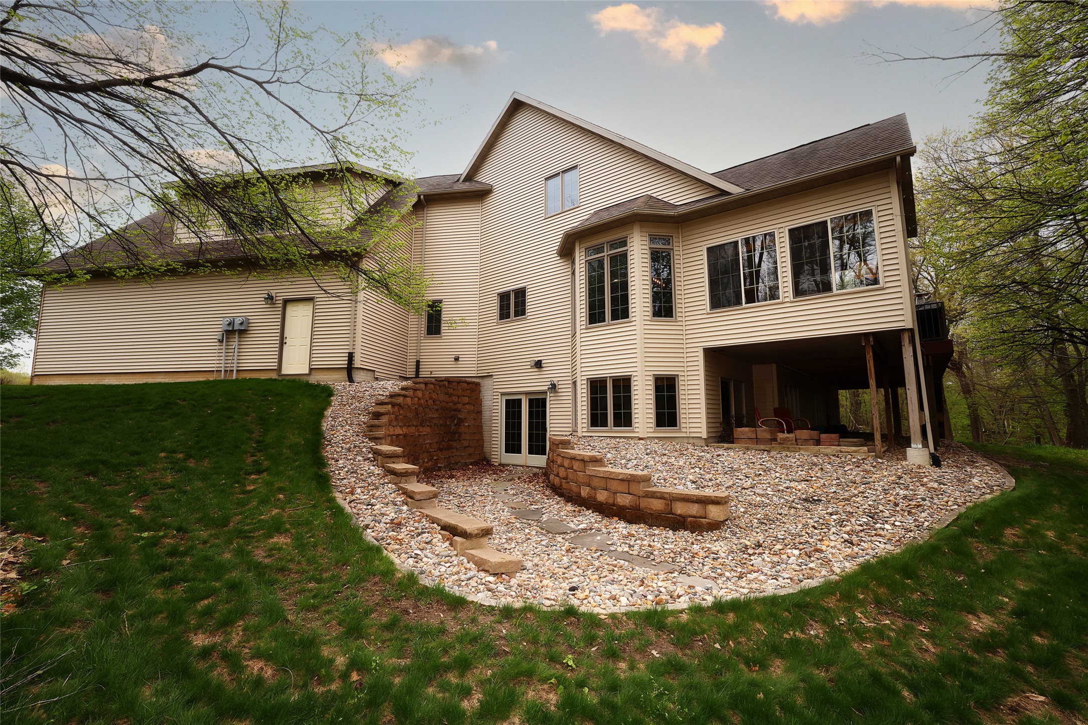 1459 Nakota Place Property Photo 8