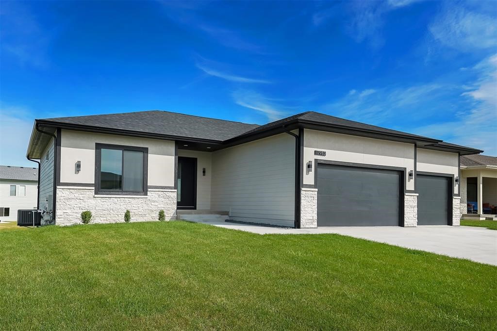 17983 Townsend Drive Property Photo